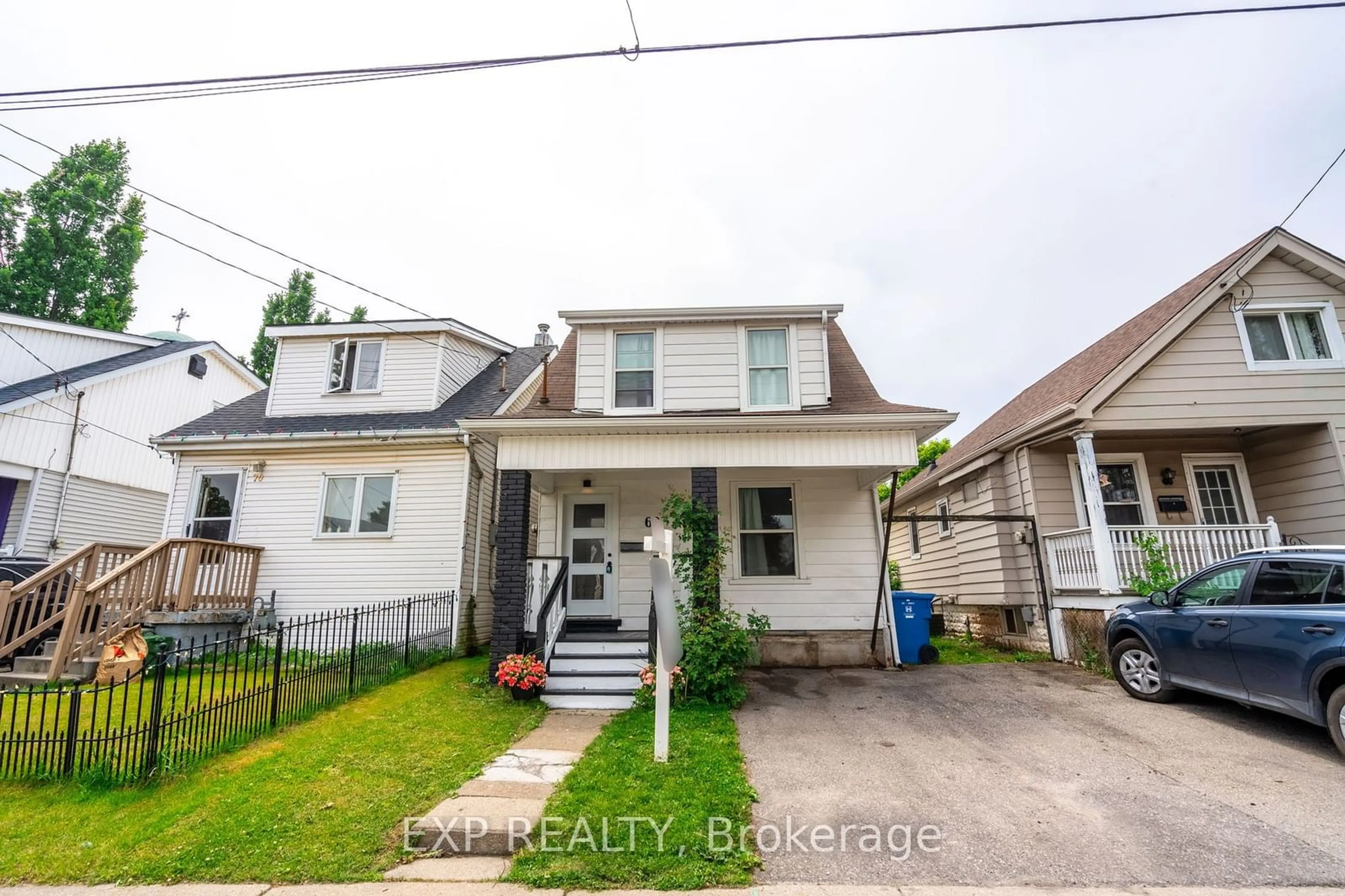 Frontside or backside of a home for 68 Harrison Ave, Hamilton Ontario L8H 3A1