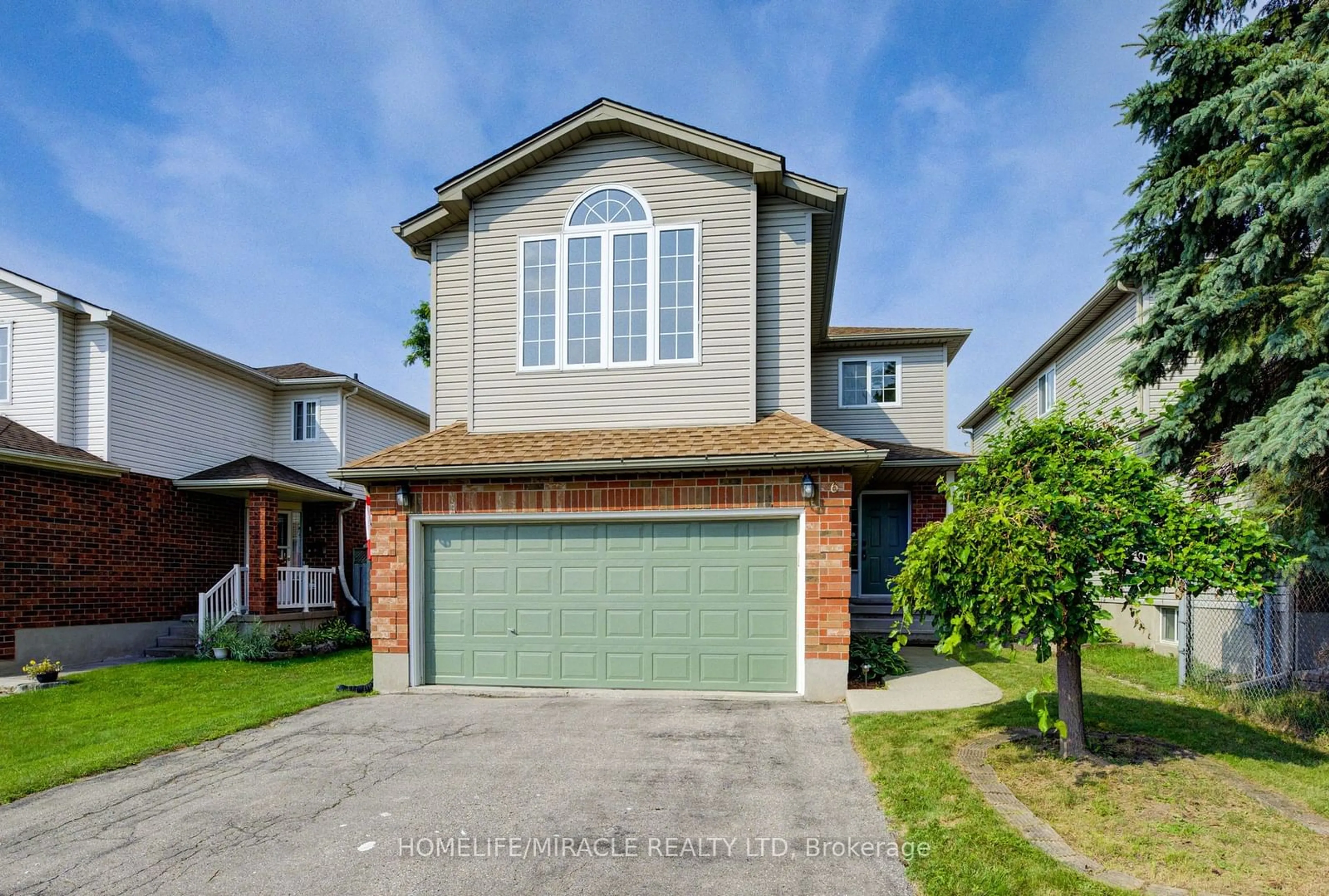 Frontside or backside of a home, the street view for 6 Resurrection Dr, Kitchener Ontario N2N 3C1