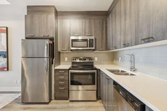 Additional property image - 150 Main St Unit 805
