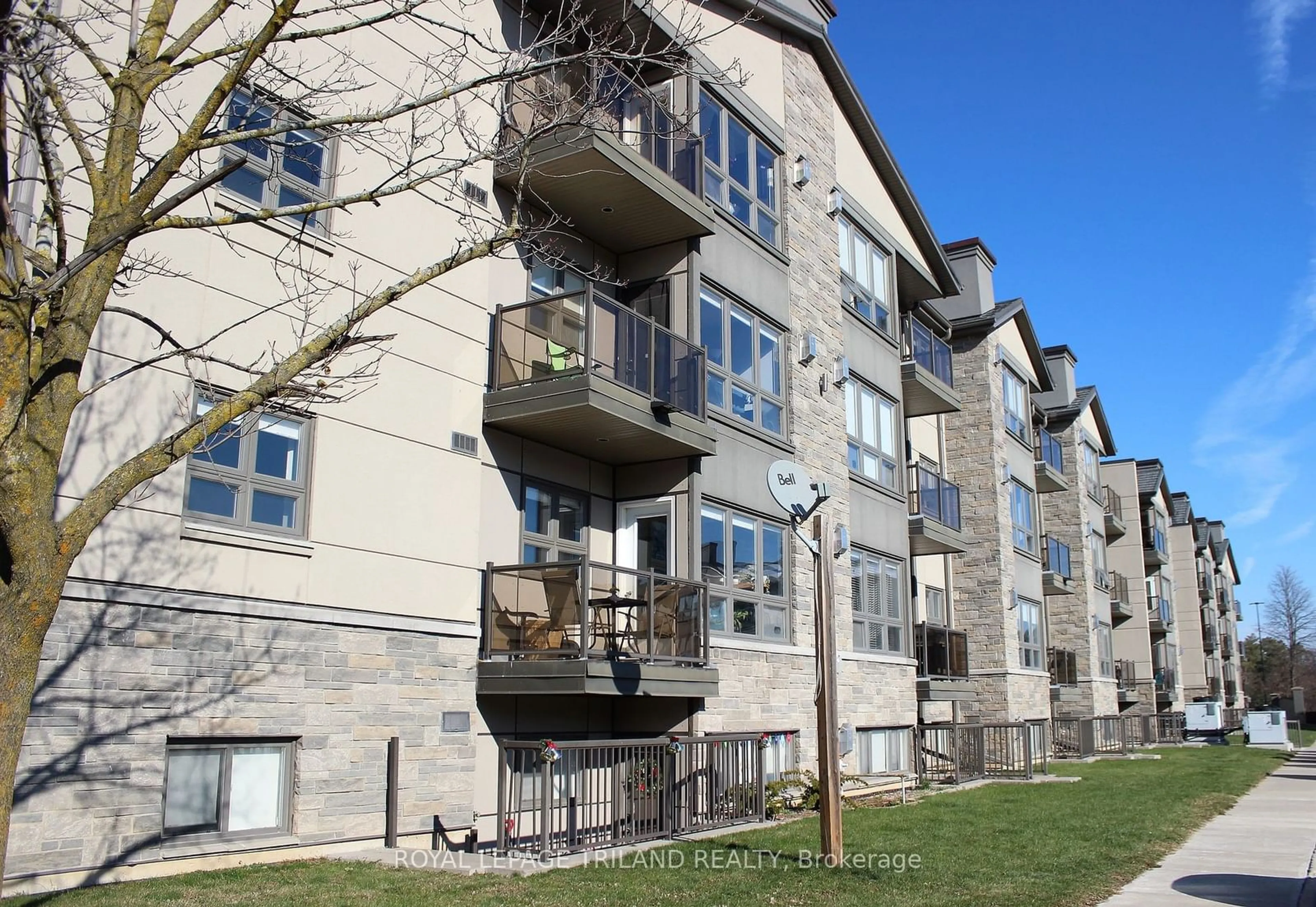 A pic from exterior of the house or condo for 1 Jacksway Cres #414, London Ontario N5X 3T5