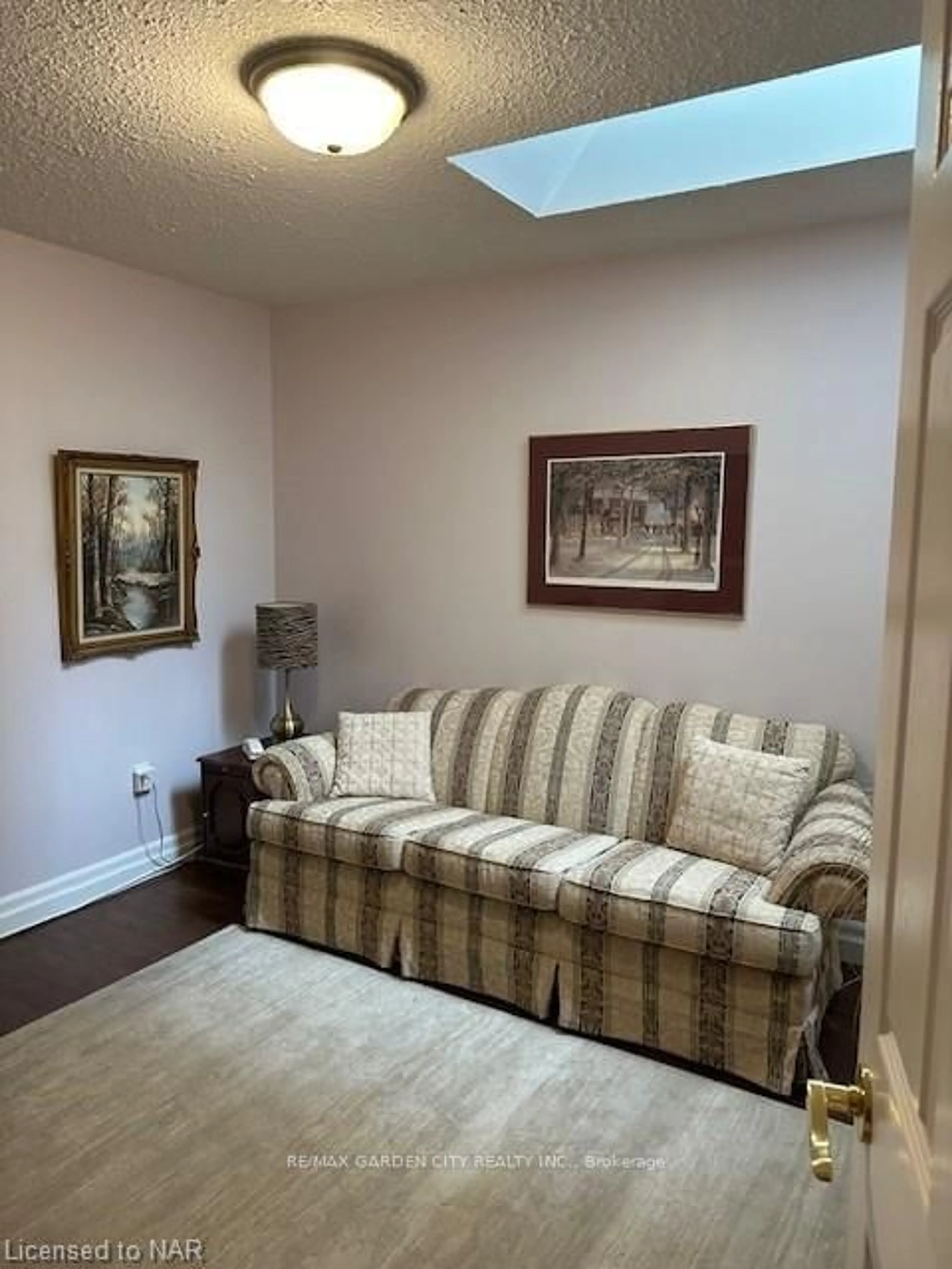 A pic of a room, unknown floor for 24 Metcalfe St, Thorold Ontario L2V 2Z8