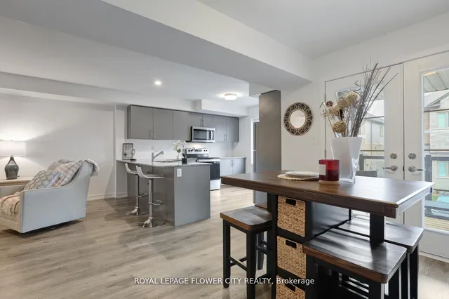 Additional property image - 205 West Oak Tr Unit 16