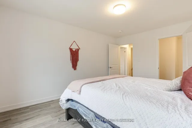 Additional property image - 205 West Oak Tr Unit 16