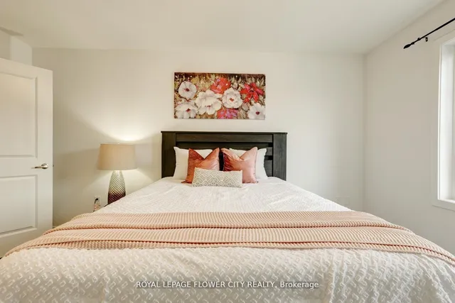 Additional property image - 205 West Oak Tr Unit 16