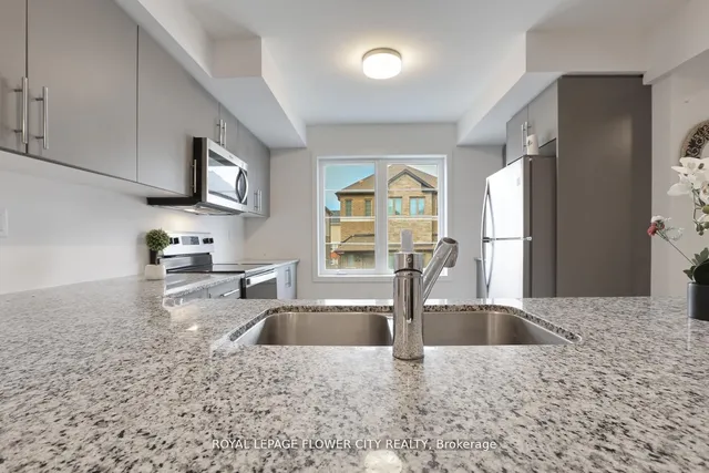 Additional property image - 205 West Oak Tr Unit 16