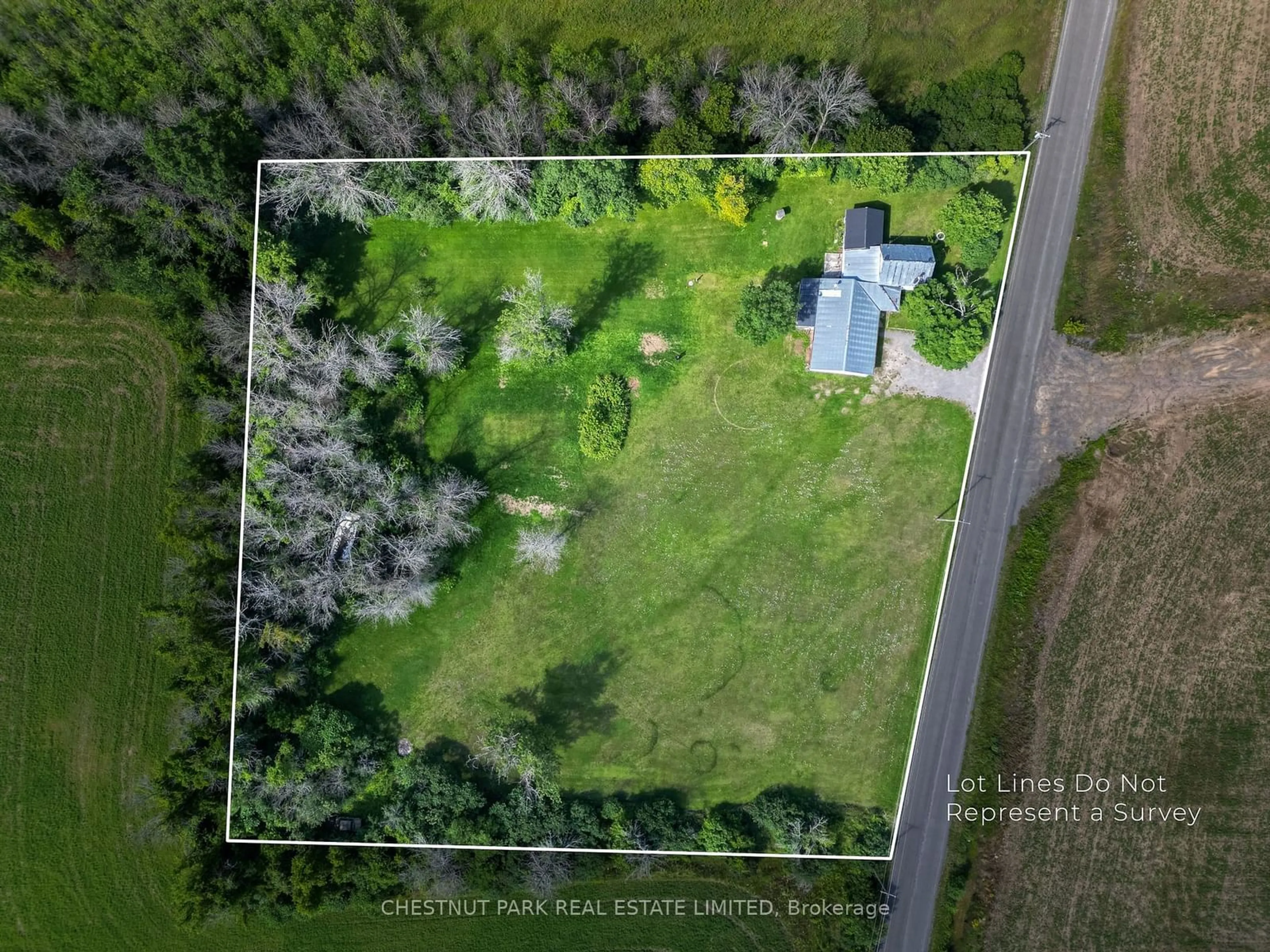 Fenced yard for 126 Murphy Rd, Prince Edward County Ontario K0K 2P0