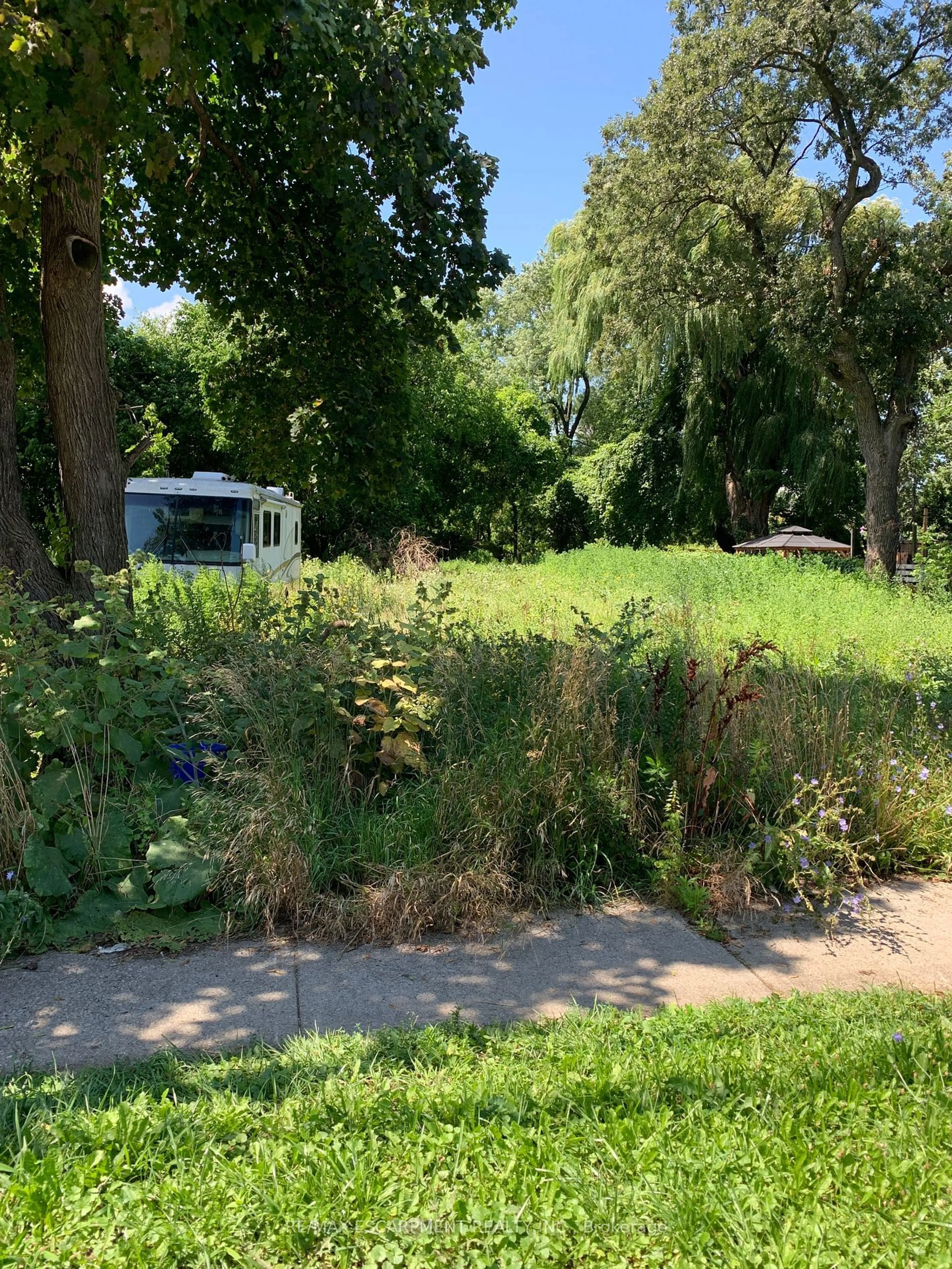 Unknown for 500 Beach Blvd, Hamilton Ontario L8H 6X3