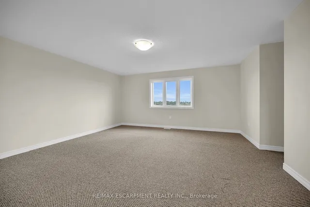 Additional property image - 408 Dalgleish Tr