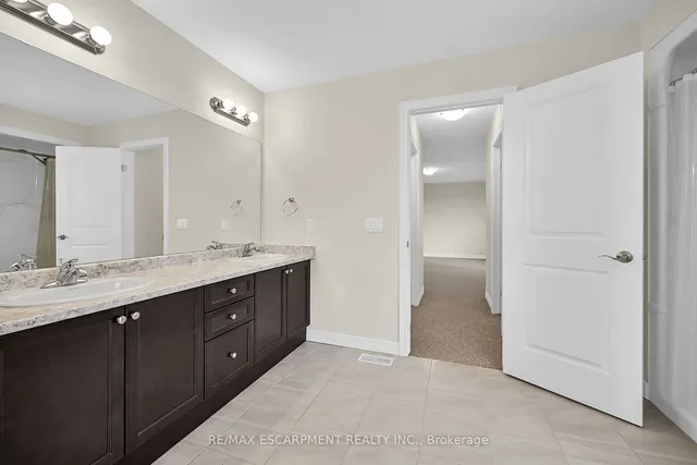 Additional property image - 408 Dalgleish Tr
