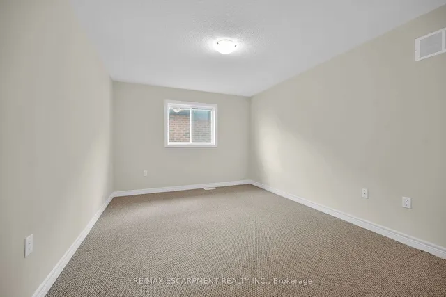 Additional property image - 408 Dalgleish Tr