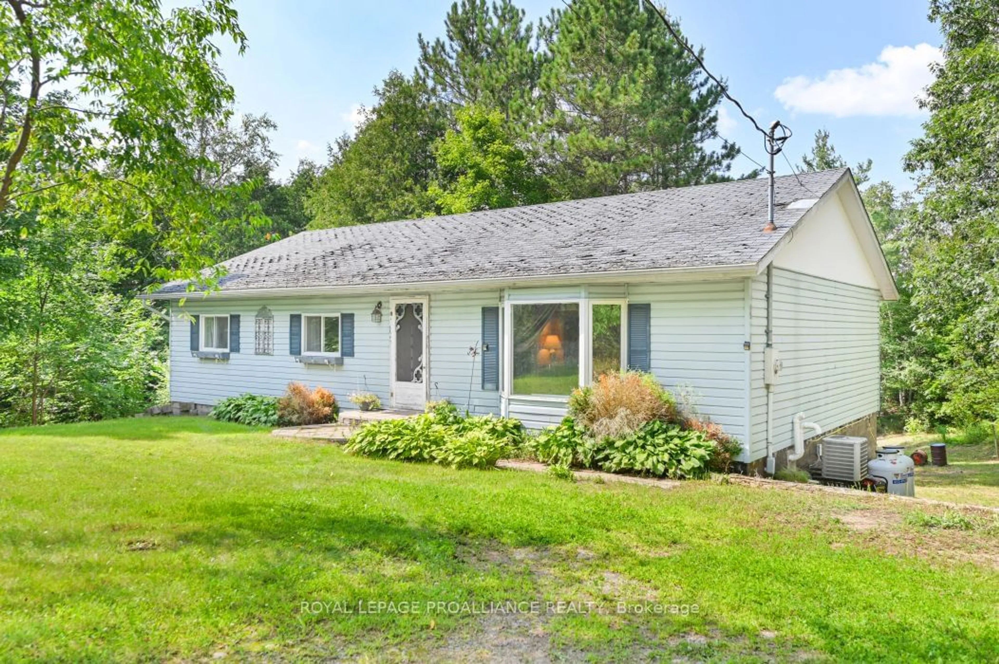 Frontside or backside of a home, cottage for 1115 Wintergreen Rd, North Frontenac Ontario K0H 1K0