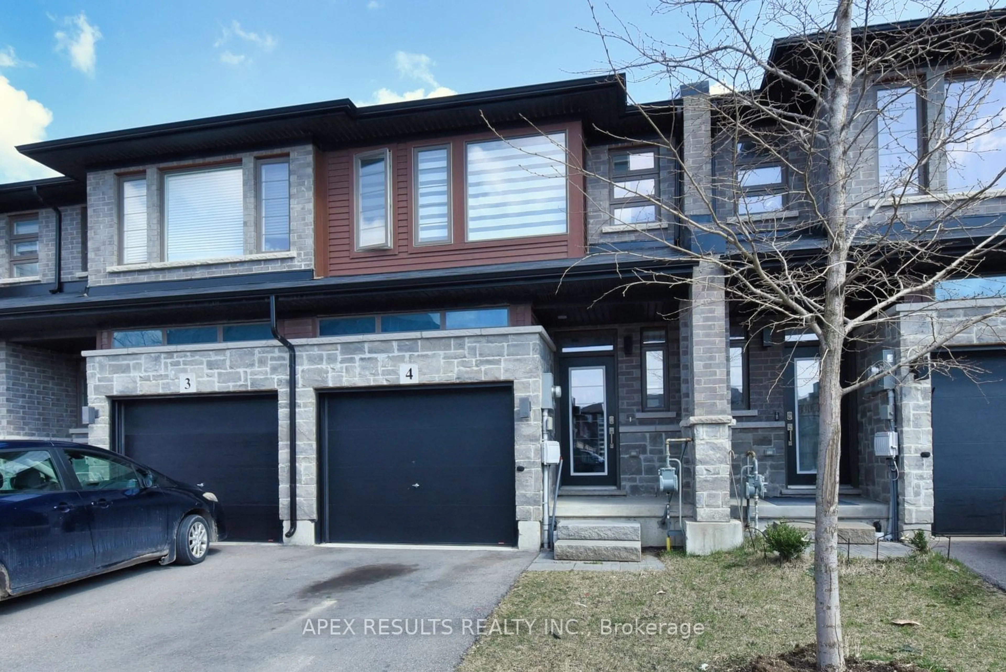 Frontside or backside of a home, the street view for 30 TIMES SQUARE Blvd #4, Hamilton Ontario L8J 0L8