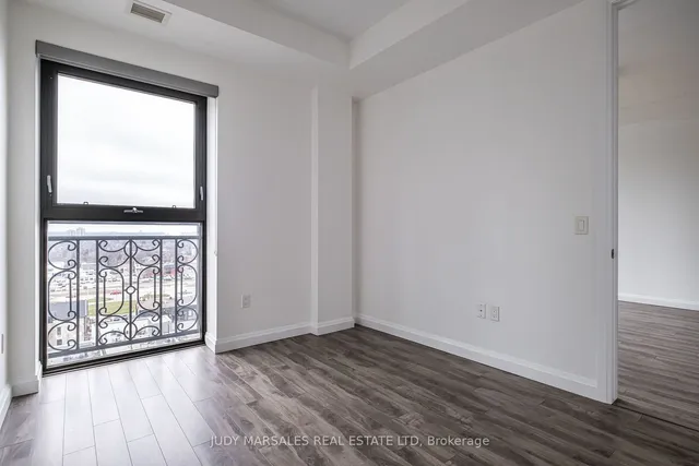 Additional image 6 of 112 King St Unit 1003