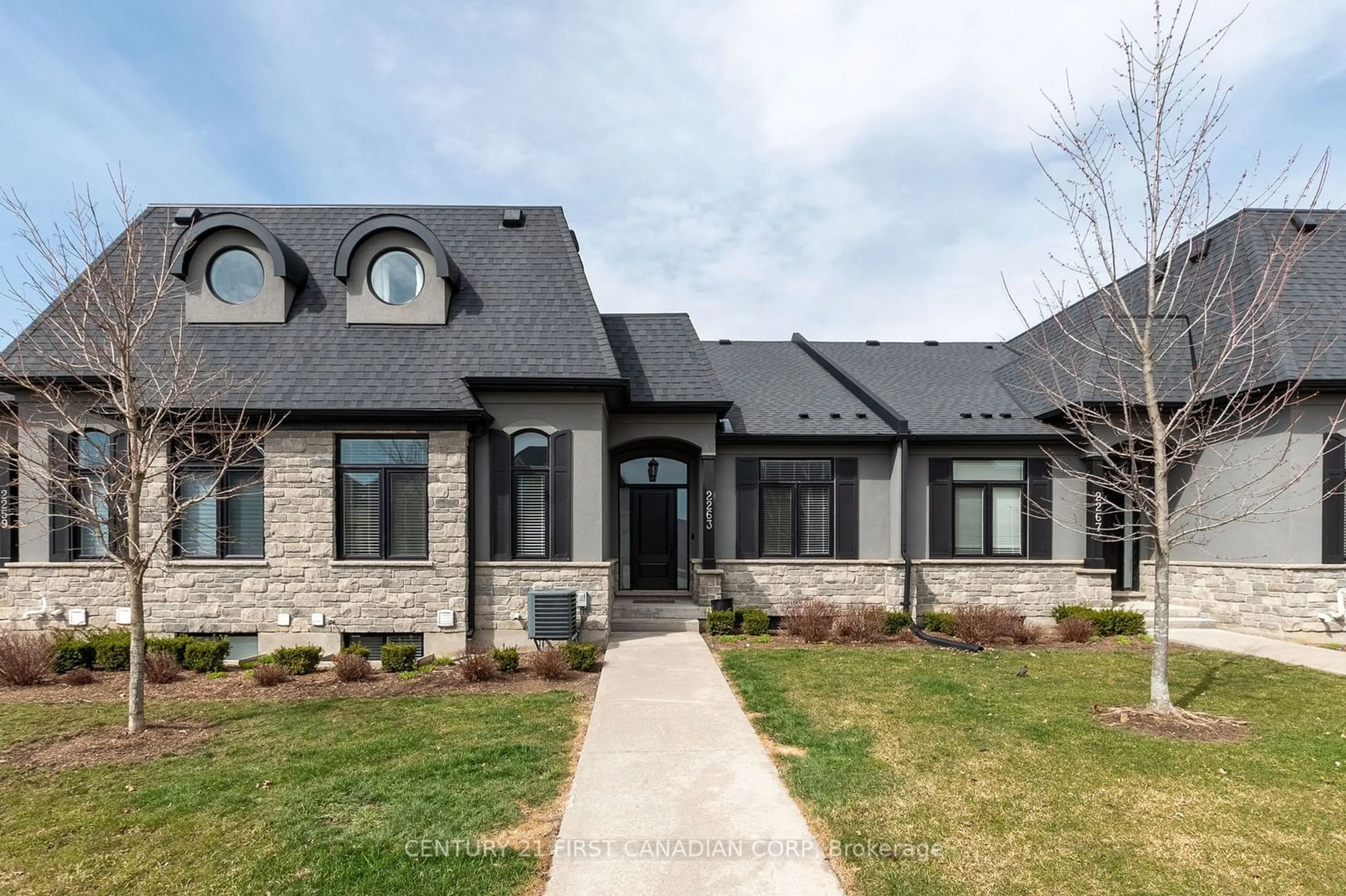 Home with brick exterior material for 2263 Callingham Dr, London Ontario N6C 5H8