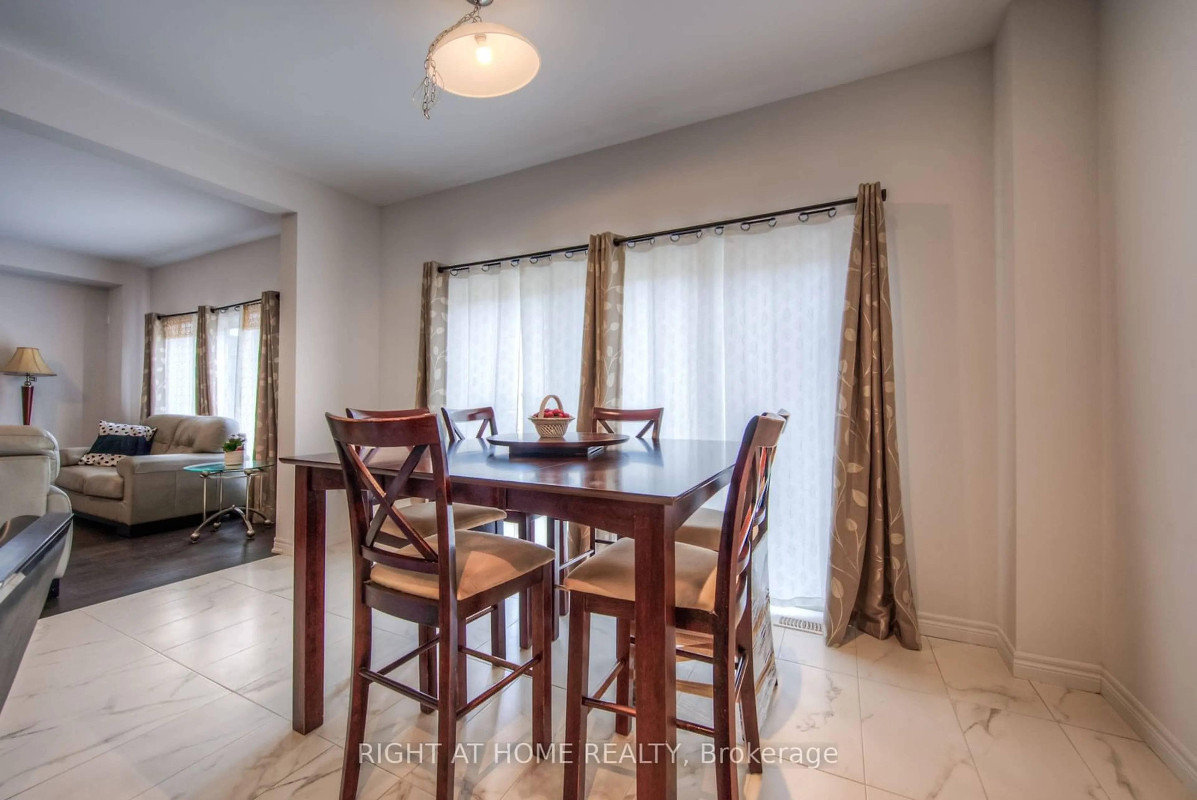 Dining room, unknown for 216 Longboat Run Rd, Brantford Ontario N3T 0T2