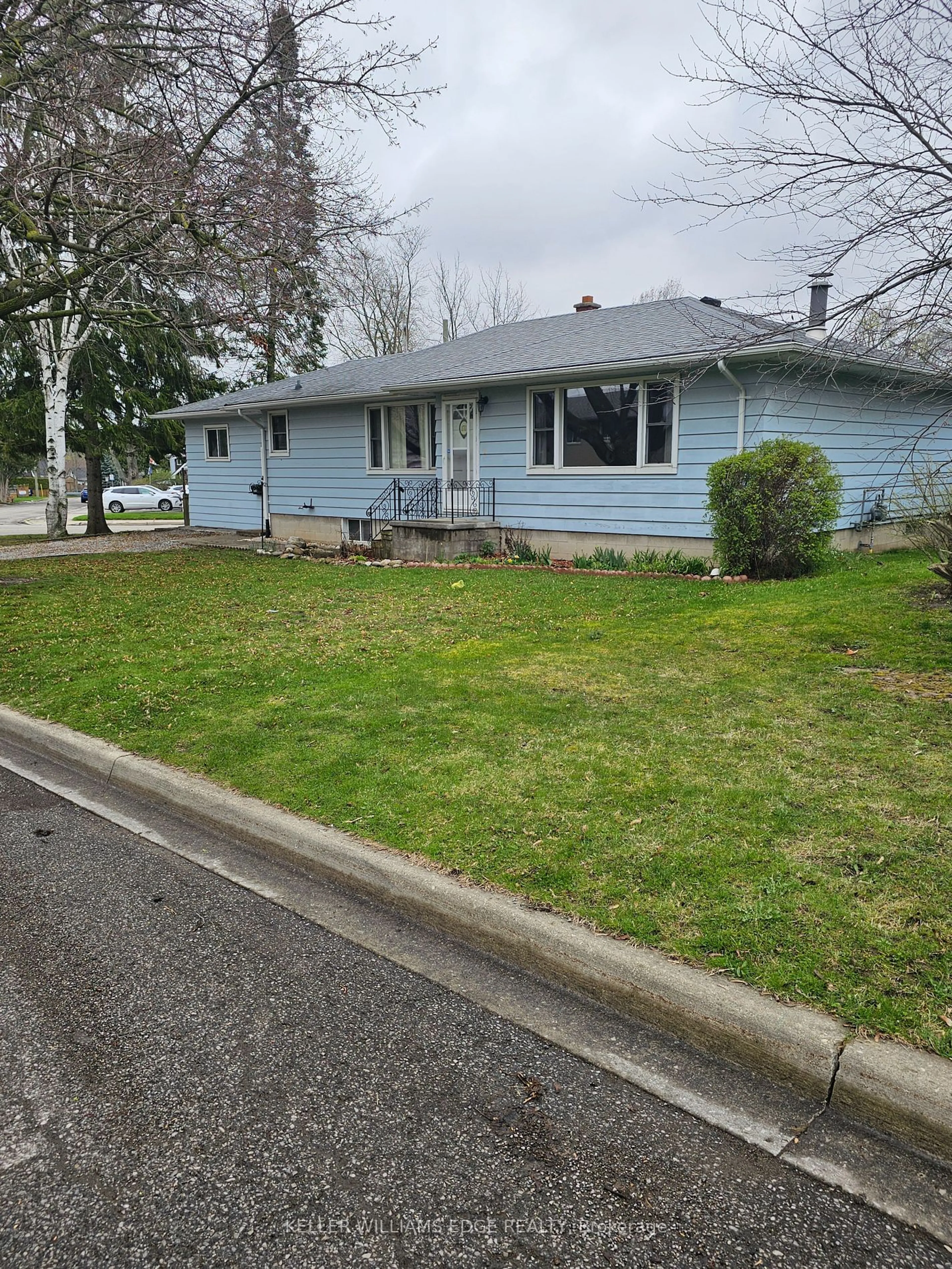 Frontside or backside of a home, the street view for 171 King Lane, Norfolk Ontario N3Y 4A1