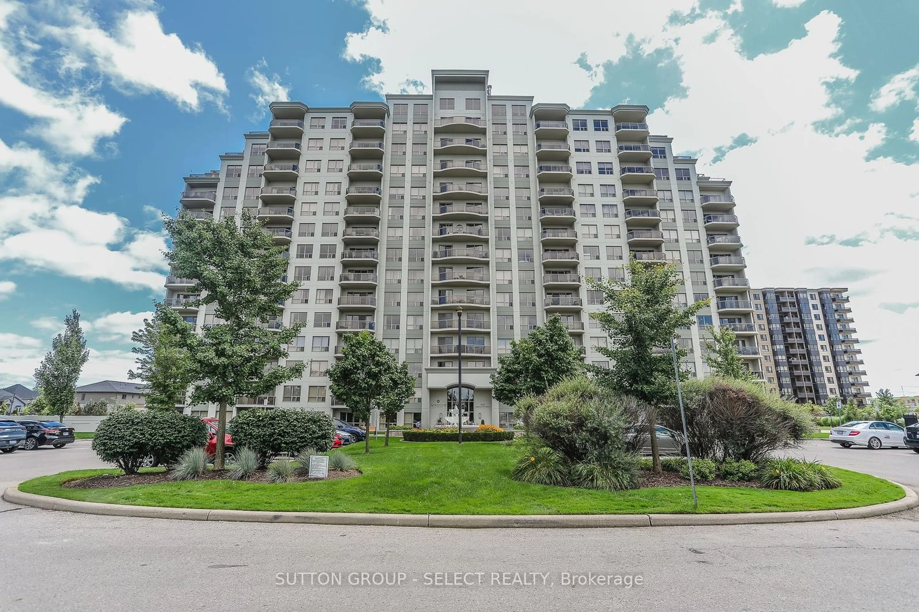 A pic from exterior of the house or condo for 1030 Coronation Dr #1008, London Ontario N6G 0G5