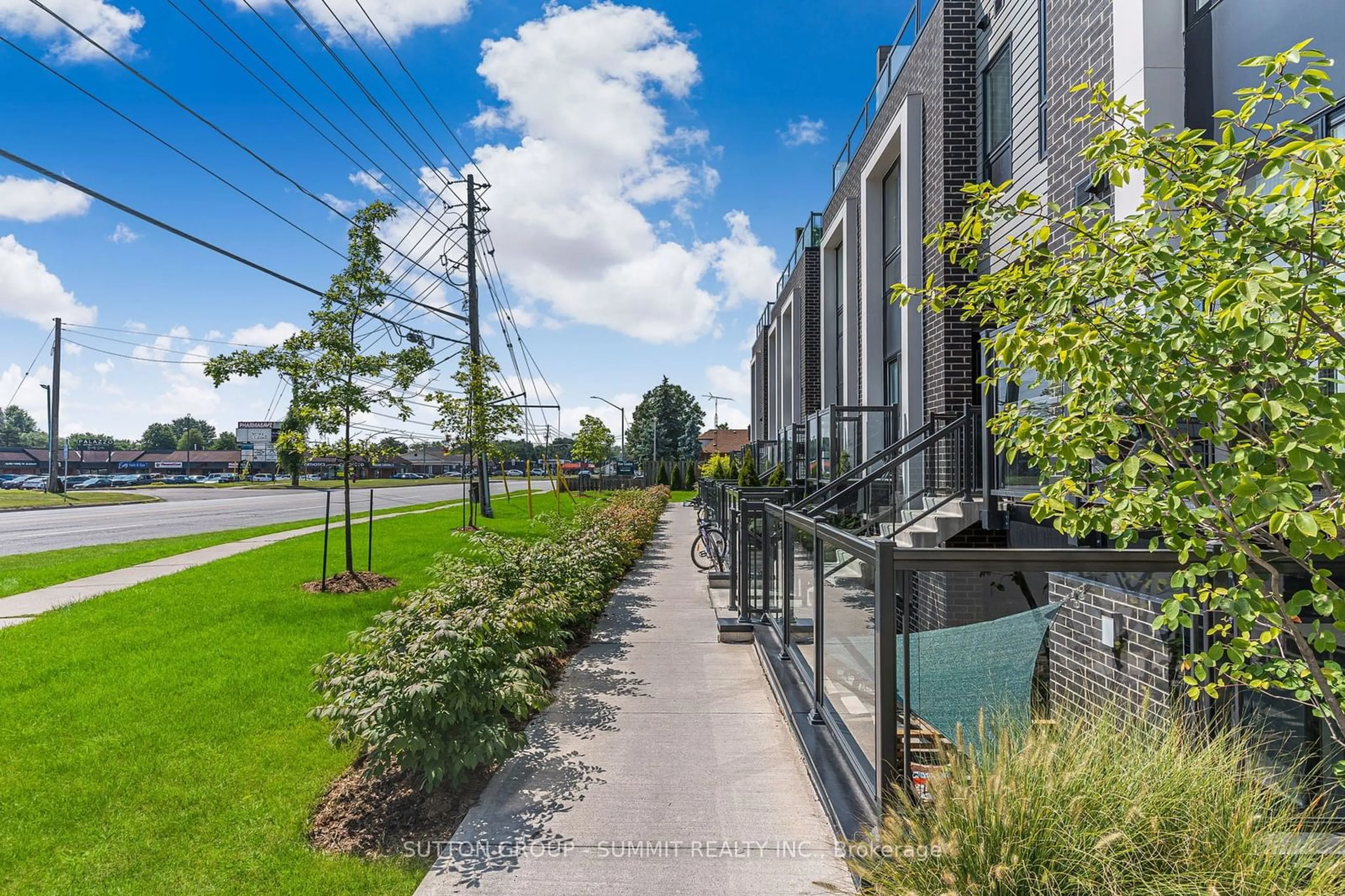 A pic from exterior of the house or condo, the street view for 6065 McLeod Rd #311, Niagara Falls Ontario L2G 3E6