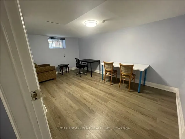 Additional property image - 84 ARNOLD St