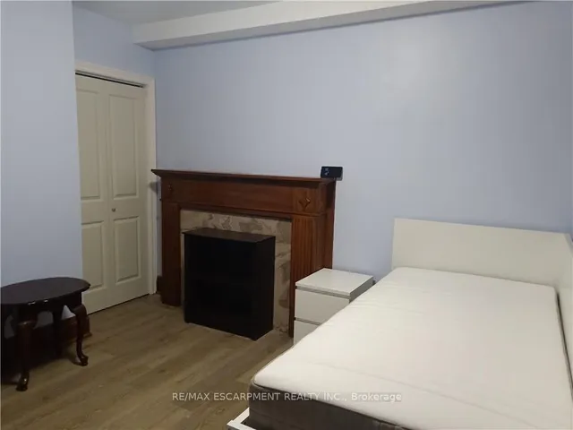 Additional property image - 84 ARNOLD St