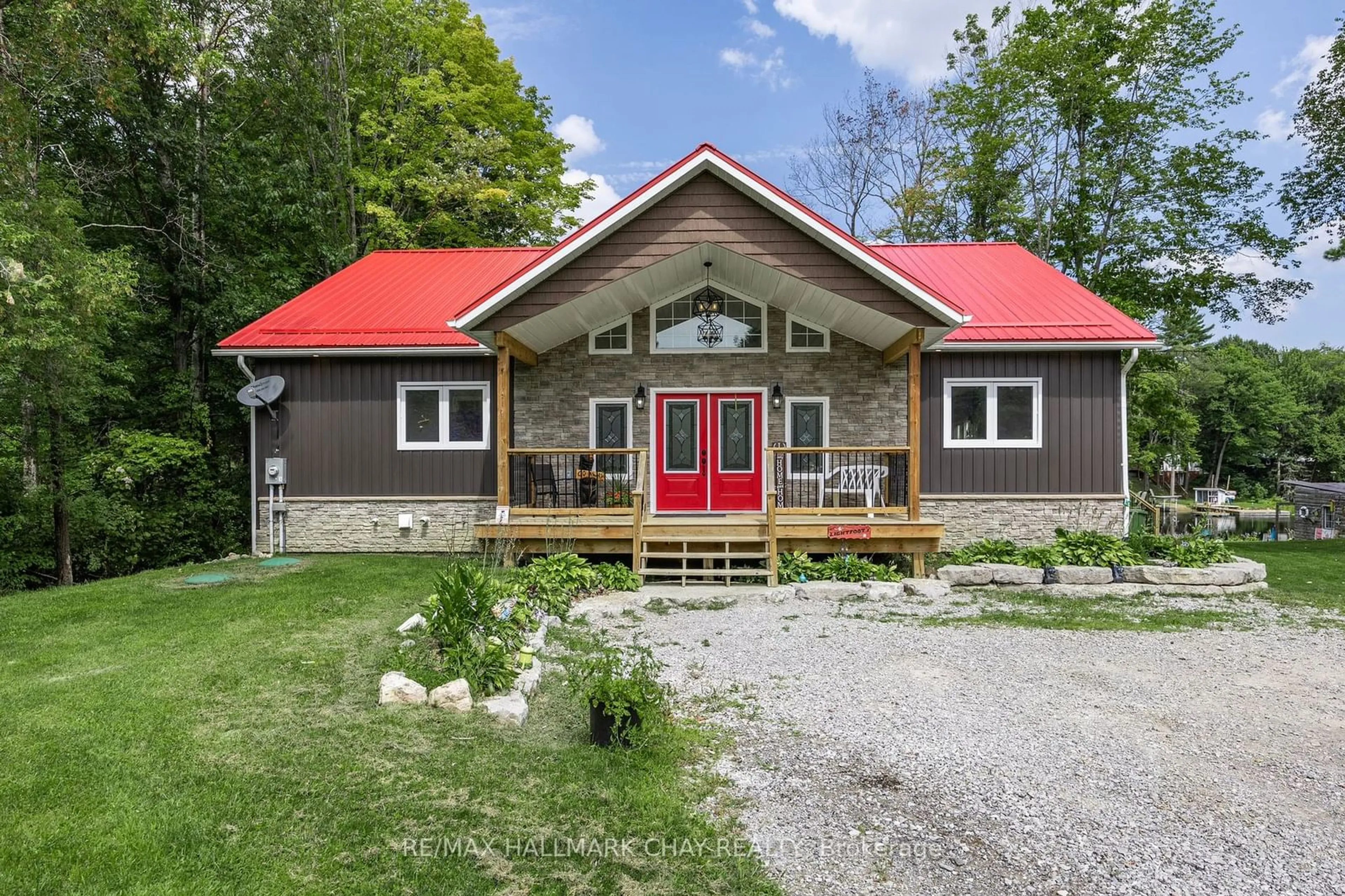 Cottage for 7544 Highway 35, Kawartha Lakes Ontario K0M 2L0