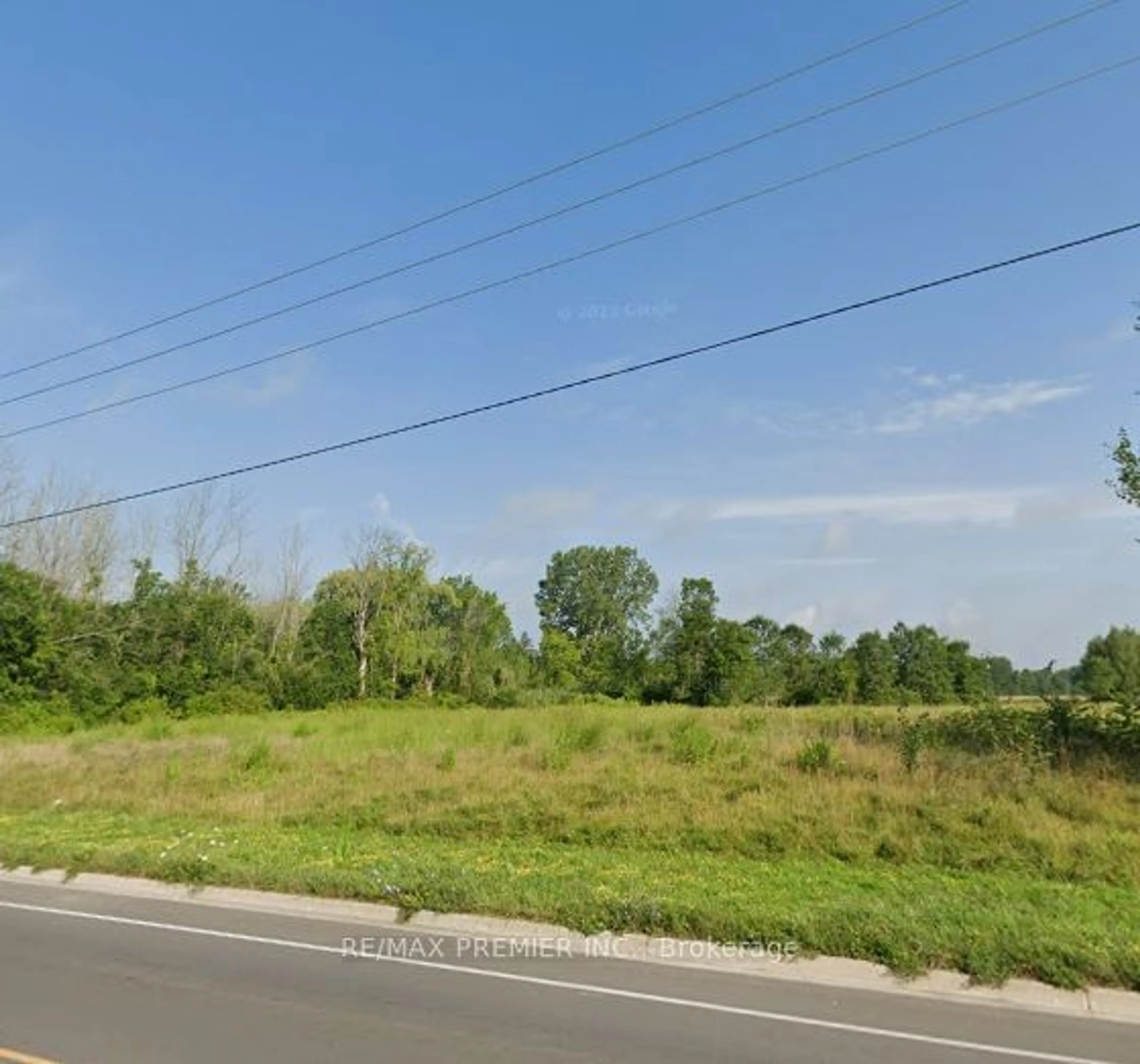 A pic from exterior of the house or condo, the street view for 294 Lyon's Creek Rd, Niagara Falls Ontario L2G 0S1