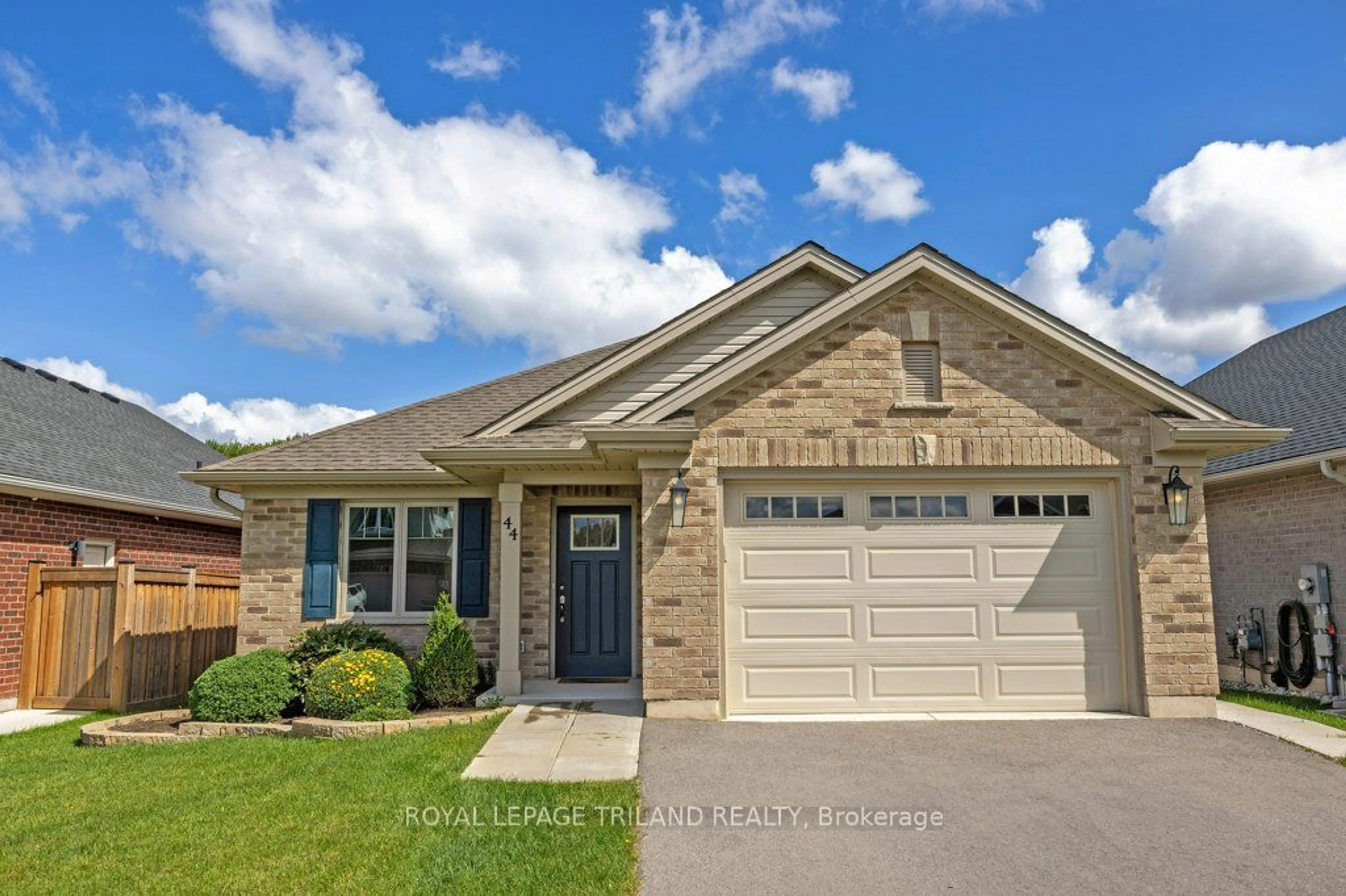 Home with brick exterior material for 44 Foxtail Lane, St. Thomas Ontario N5R 0J3