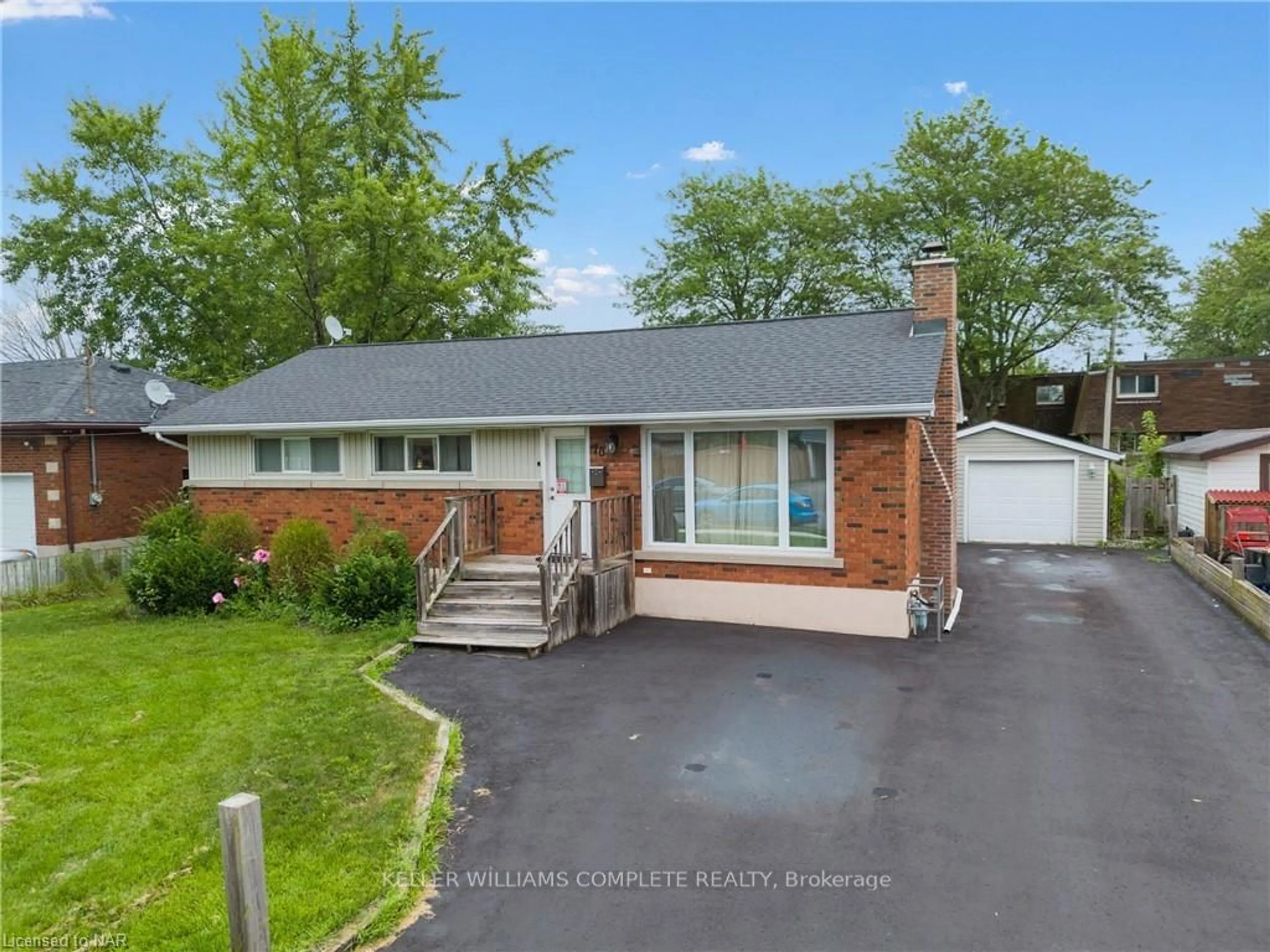 Frontside or backside of a home, cottage for 78 Gram Ave, Welland Ontario L3C 1H6