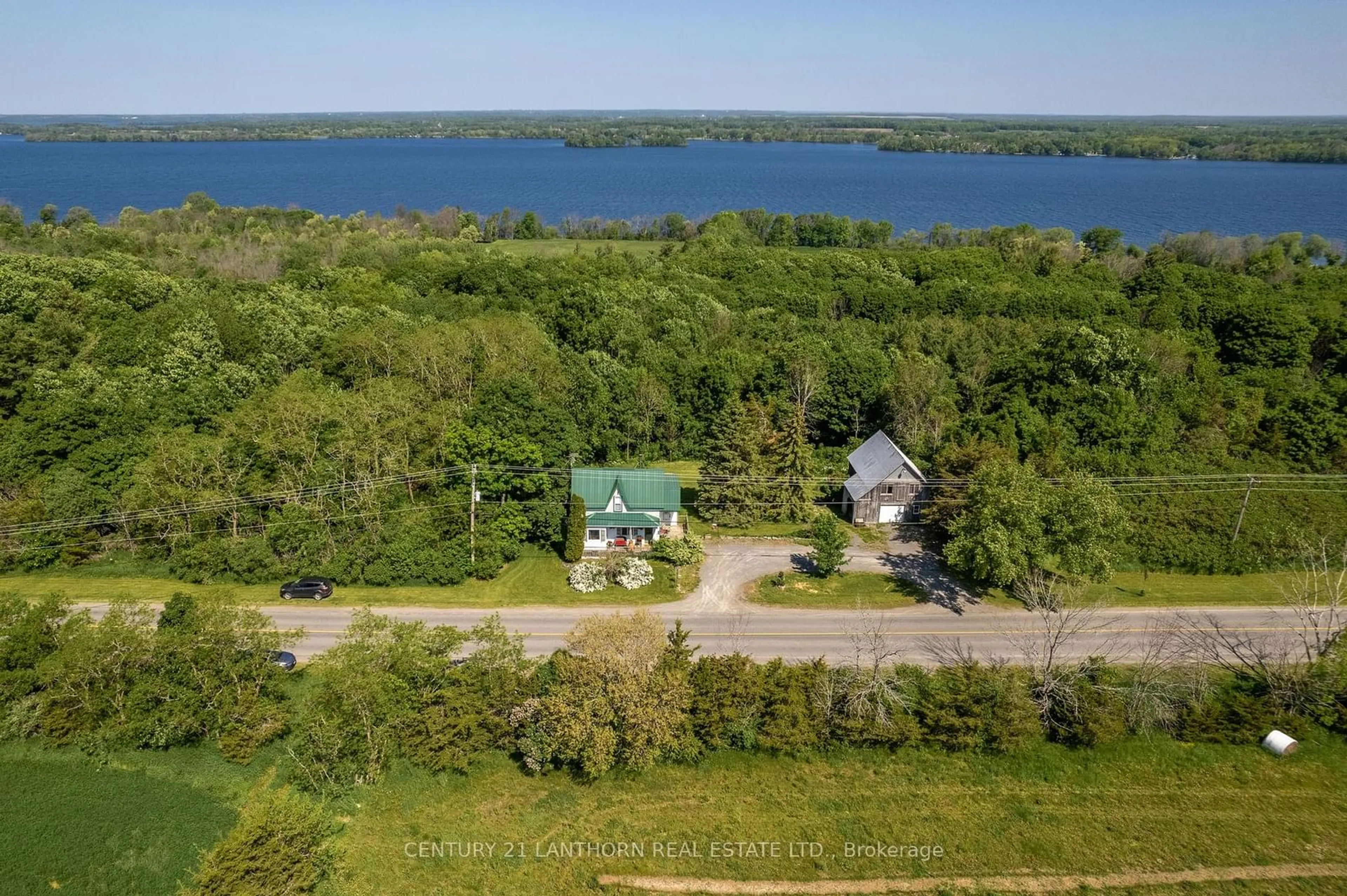 Cottage for 1701 County 7 Rd, Prince Edward County Ontario K0K 2T0