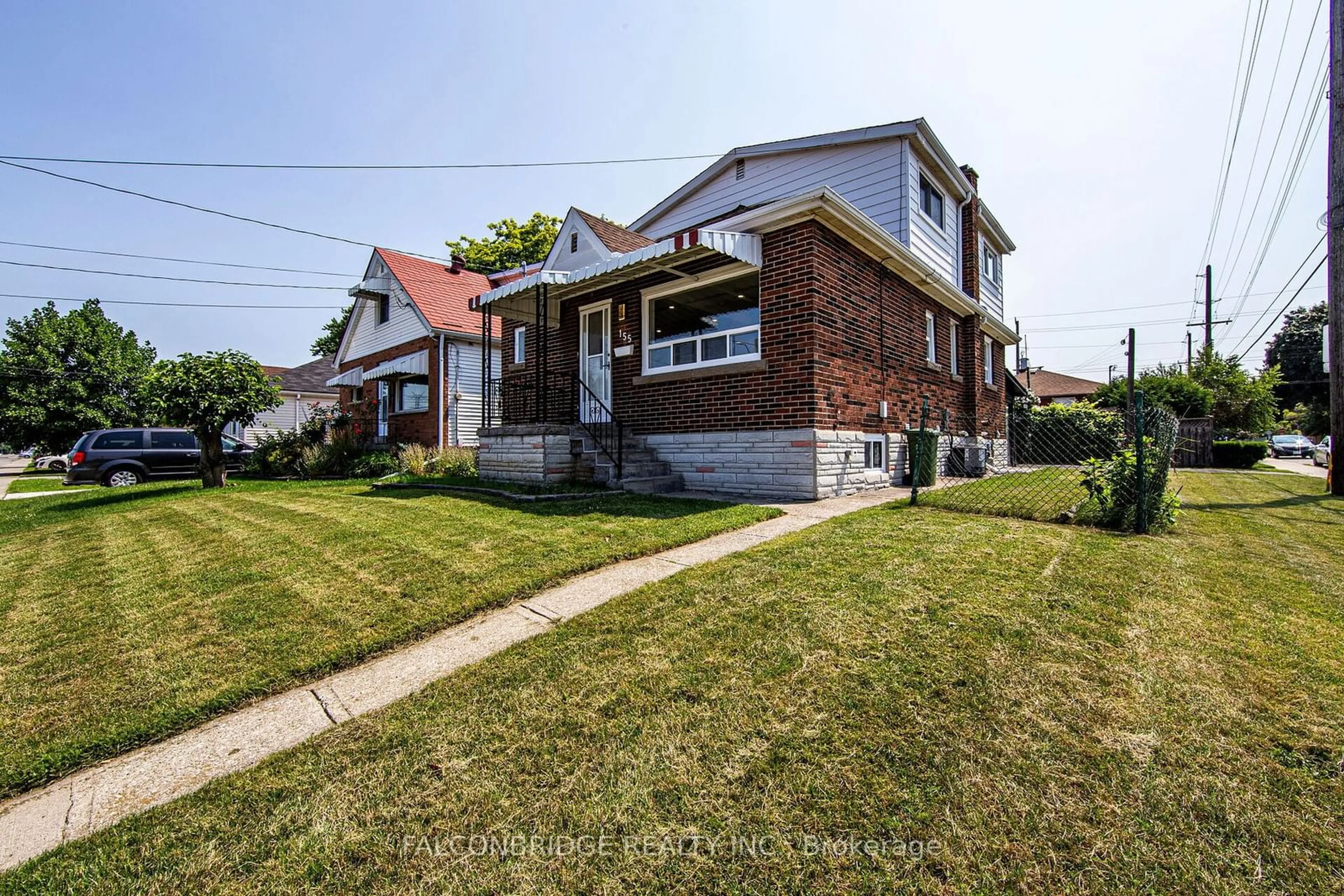 Frontside or backside of a home for 155 Rosewood Rd, Hamilton Ontario L8K 3J2