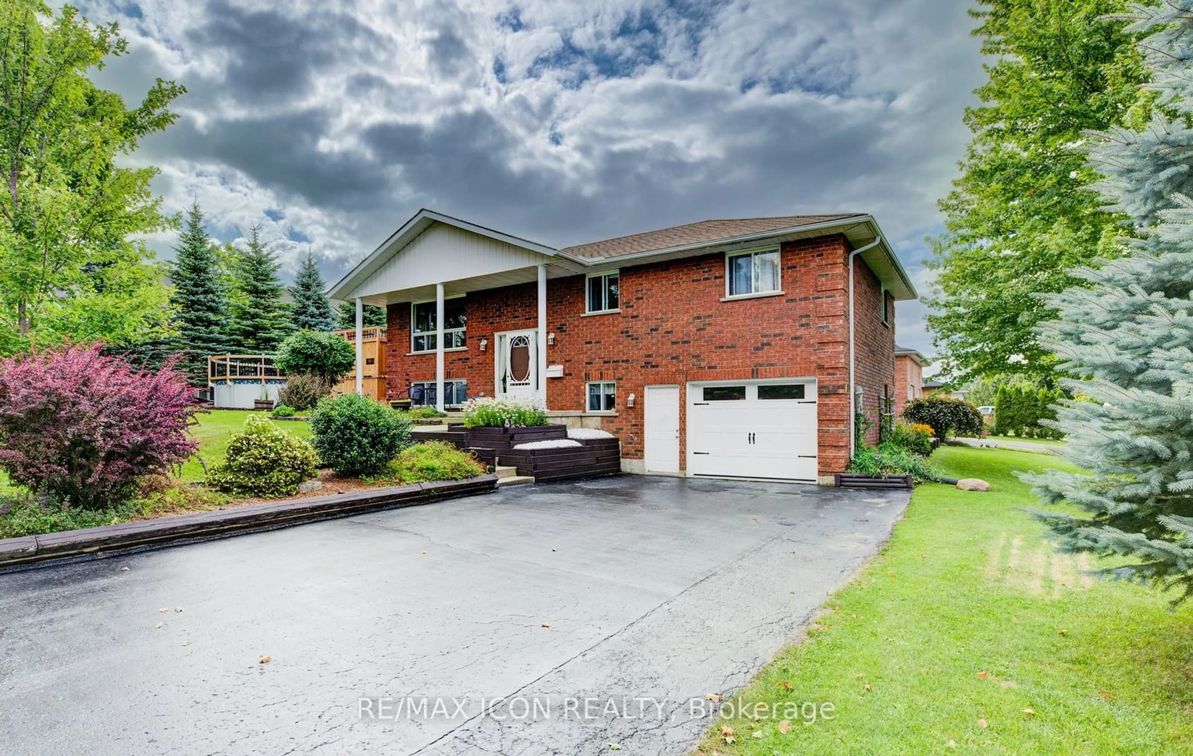 Home with brick exterior material for 178 Melissa Cres, Wellington North Ontario N0G 2L3