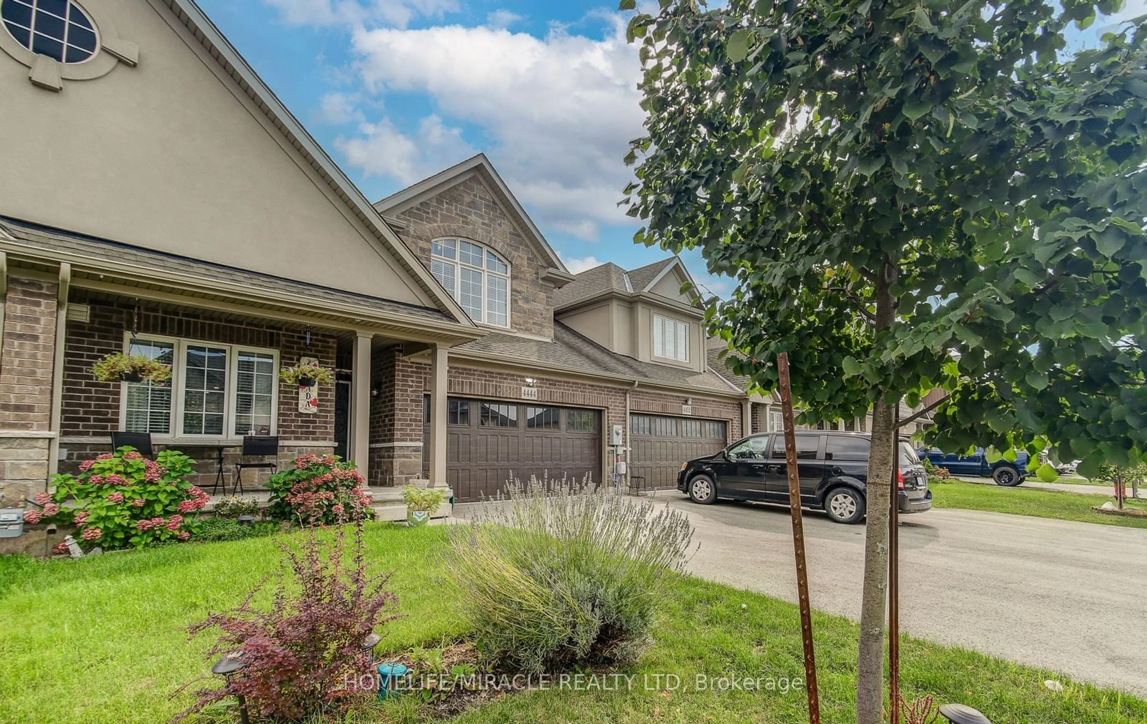 Frontside or backside of a home for 4444 Shuttleworth Dr, Niagara Falls Ontario L2G 0X5