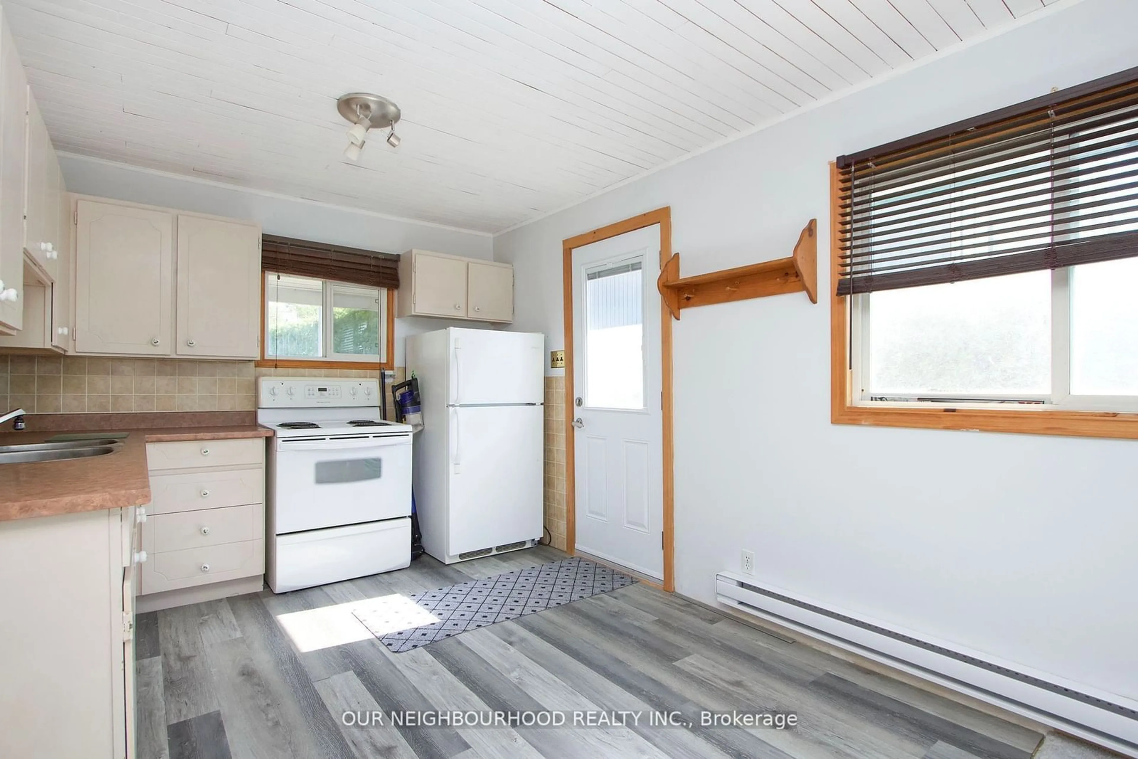 Standard kitchen, wood floors, cottage for 21 Second St, Kawartha Lakes Ontario K0M 1L0