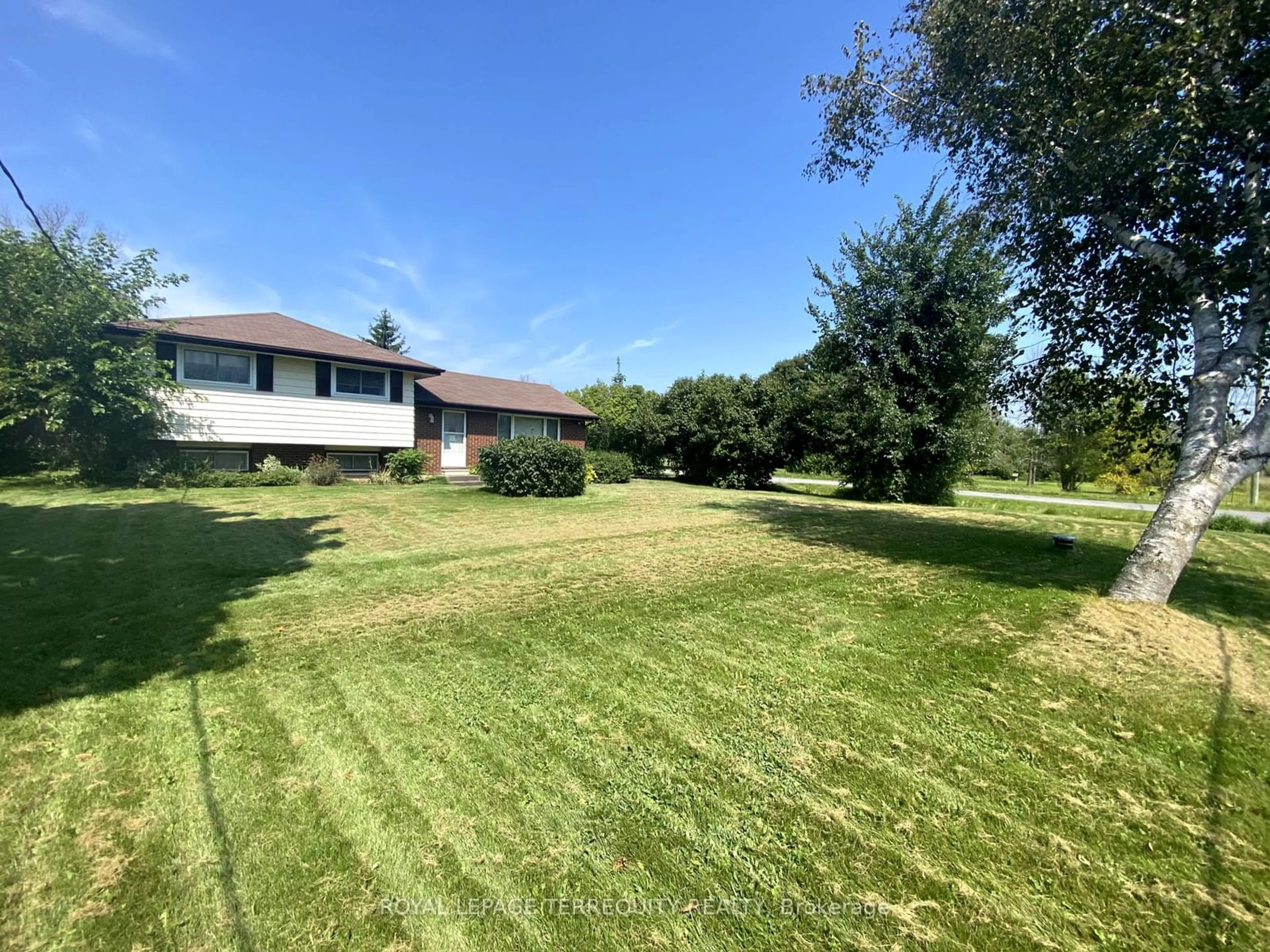 Frontside or backside of a home, the fenced backyard for 7 Jeffrey Dr, Quinte West Ontario K8V 5P8