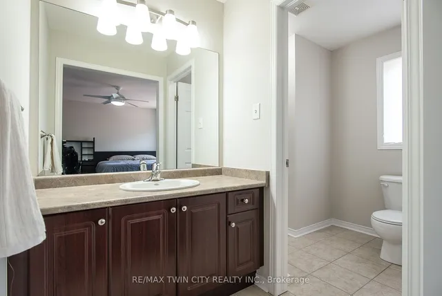 Additional property image - 508 Topper Woods Cres
