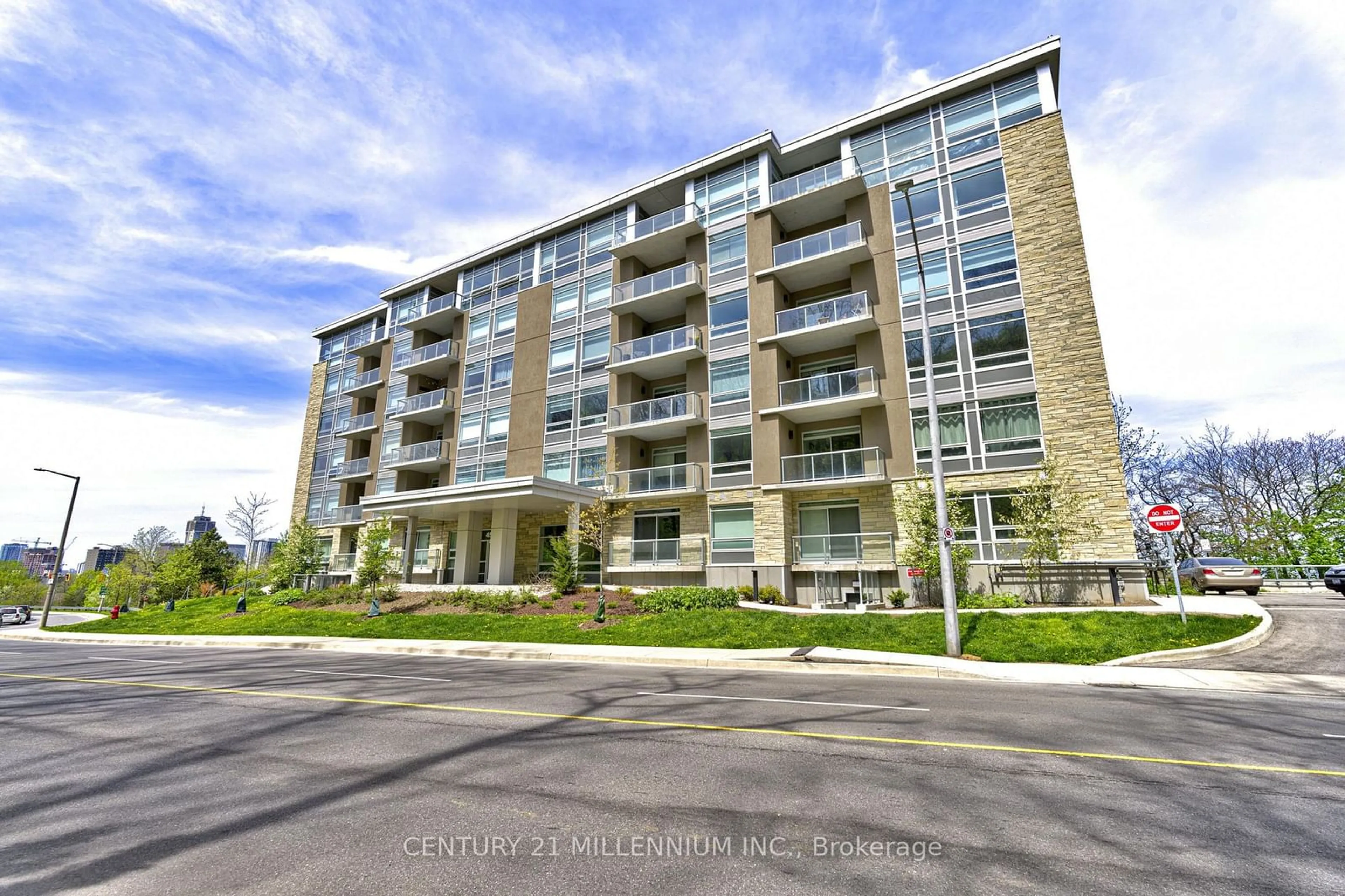 A pic from exterior of the house or condo for 455 Charlton Ave #308, Hamilton Ontario L8N 0B2