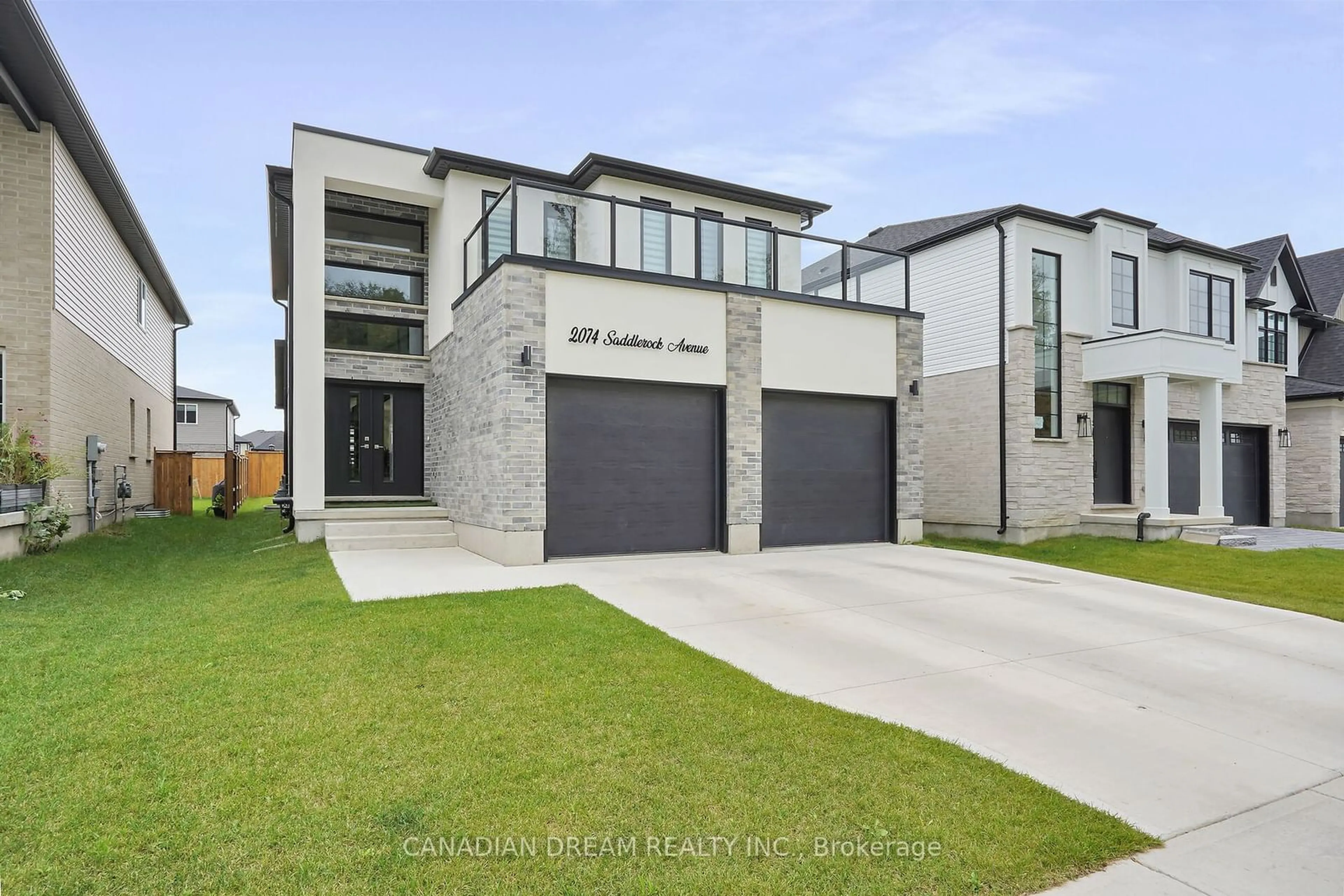 Frontside or backside of a home, the street view for 2074 Saddlerock Ave, London Ontario N6G 3W3