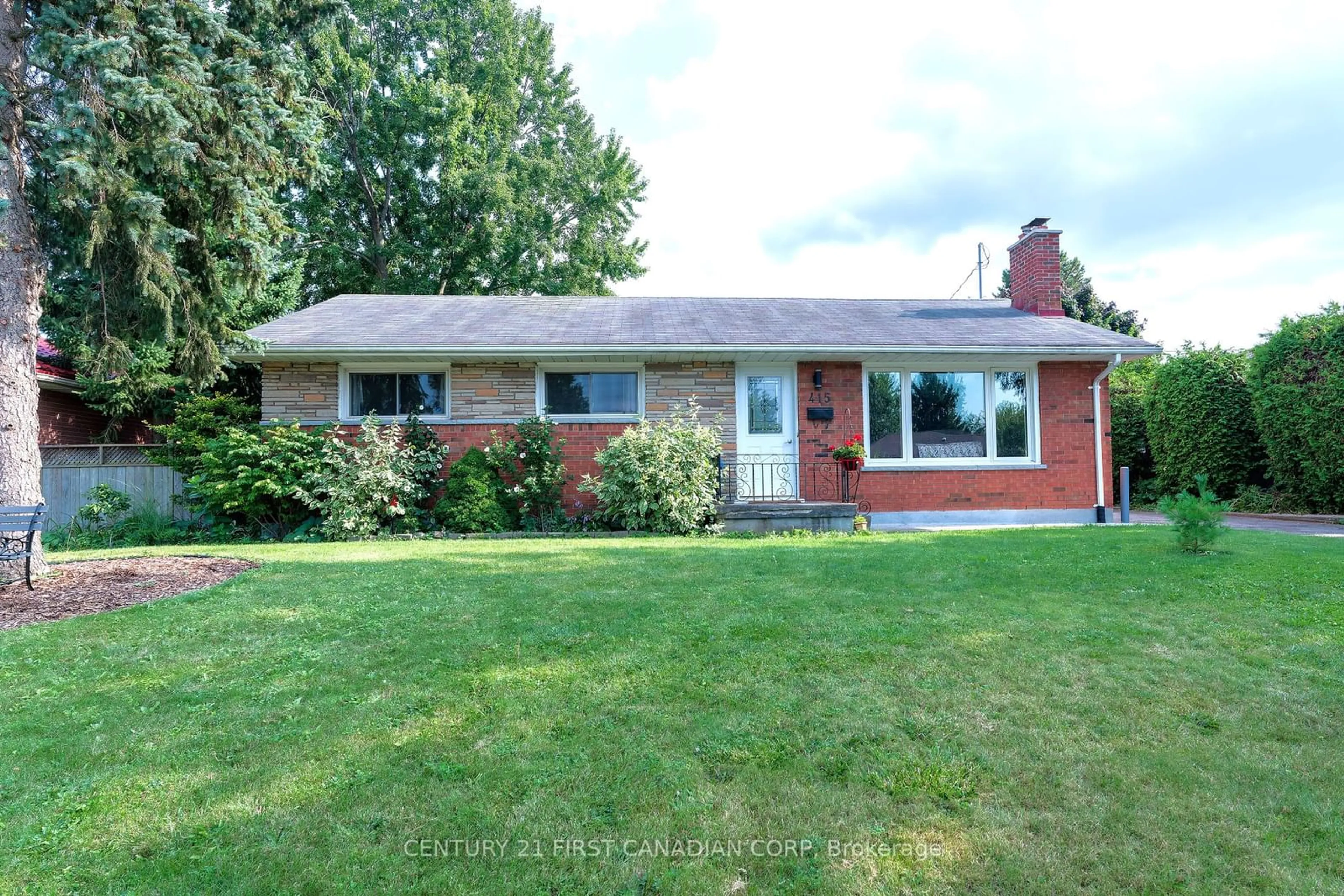 Frontside or backside of a home for 415 Chippendale Cres, London Ontario N5Z 3G1