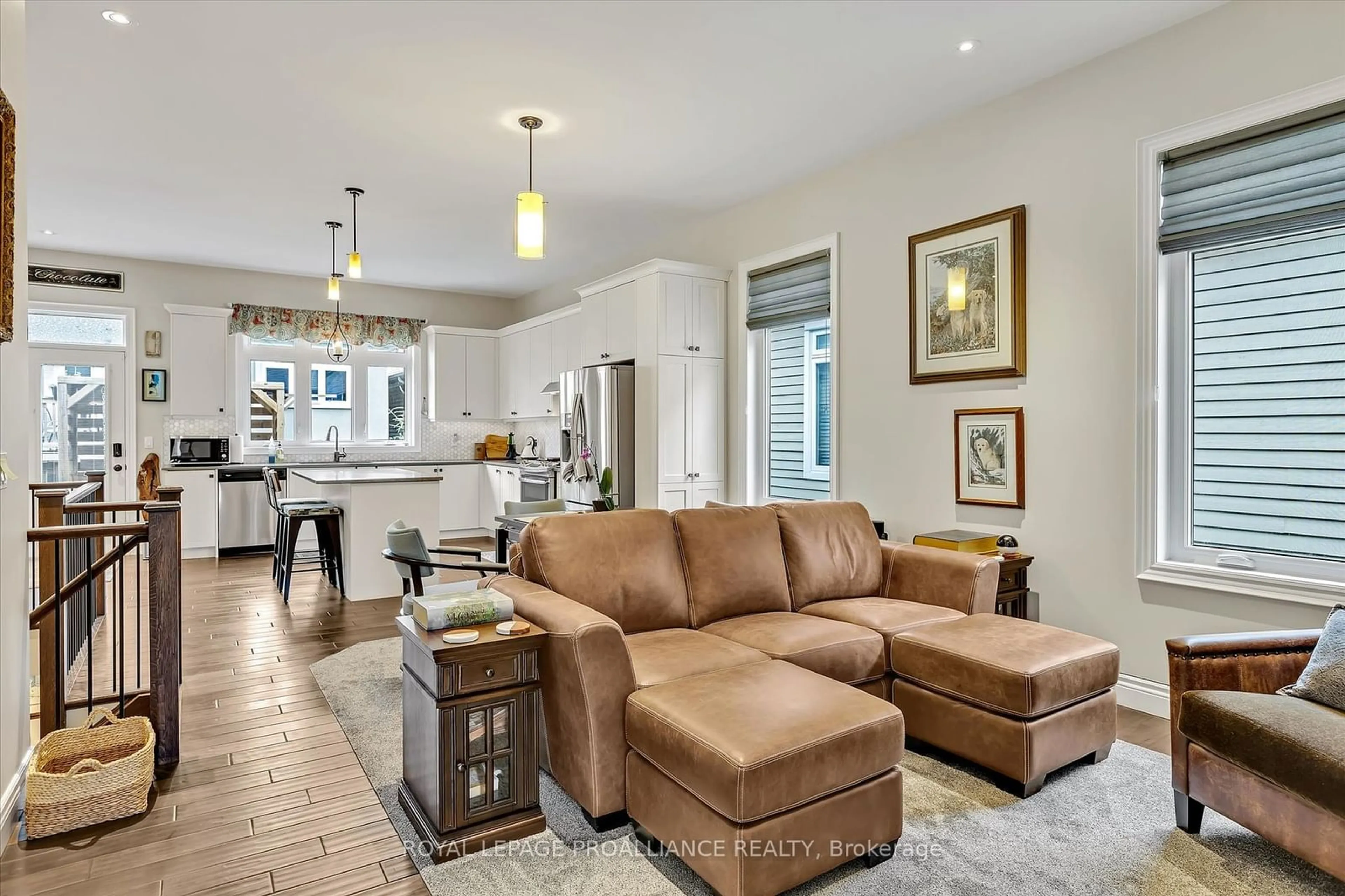 Living room, wood floors for 25 Brinton Dr, Peterborough Ontario K9J 8S9