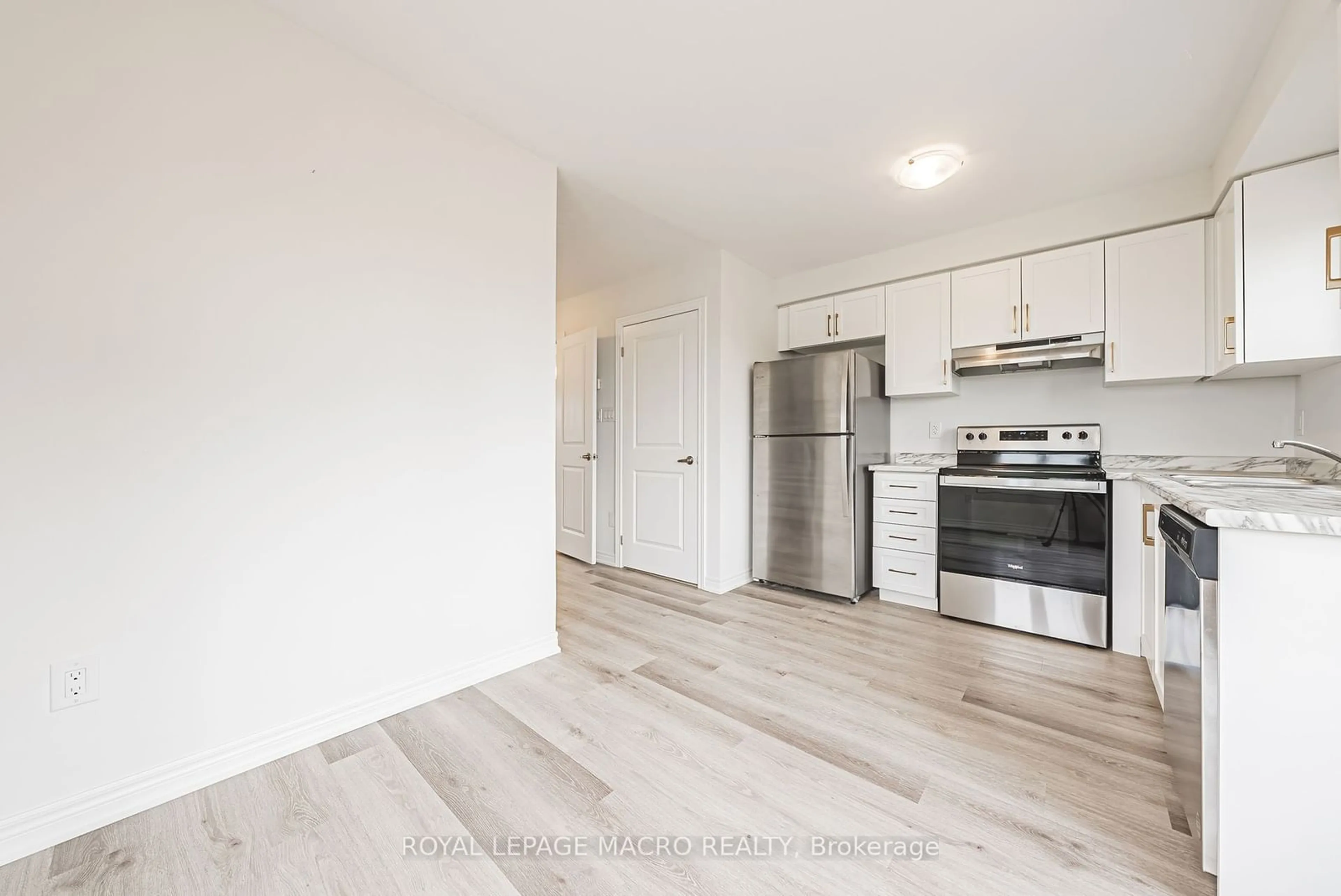 Standard kitchen, wood floors for 12 Reid Ave, Hamilton Ontario L8H 0B5