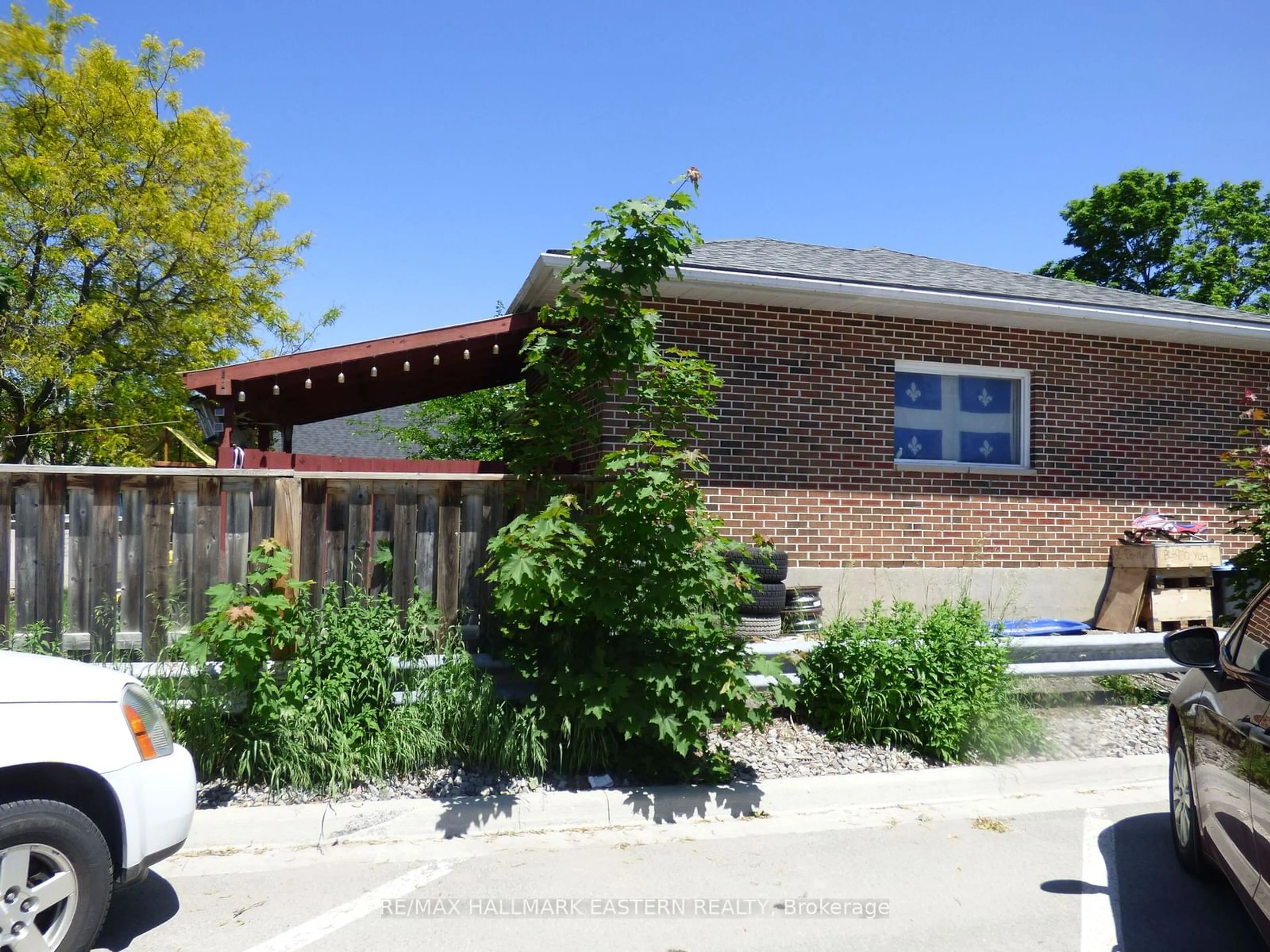 Frontside or backside of a home, the front or back of building for 66 Doxsee Ave, Trent Hills Ontario K0L 1L0