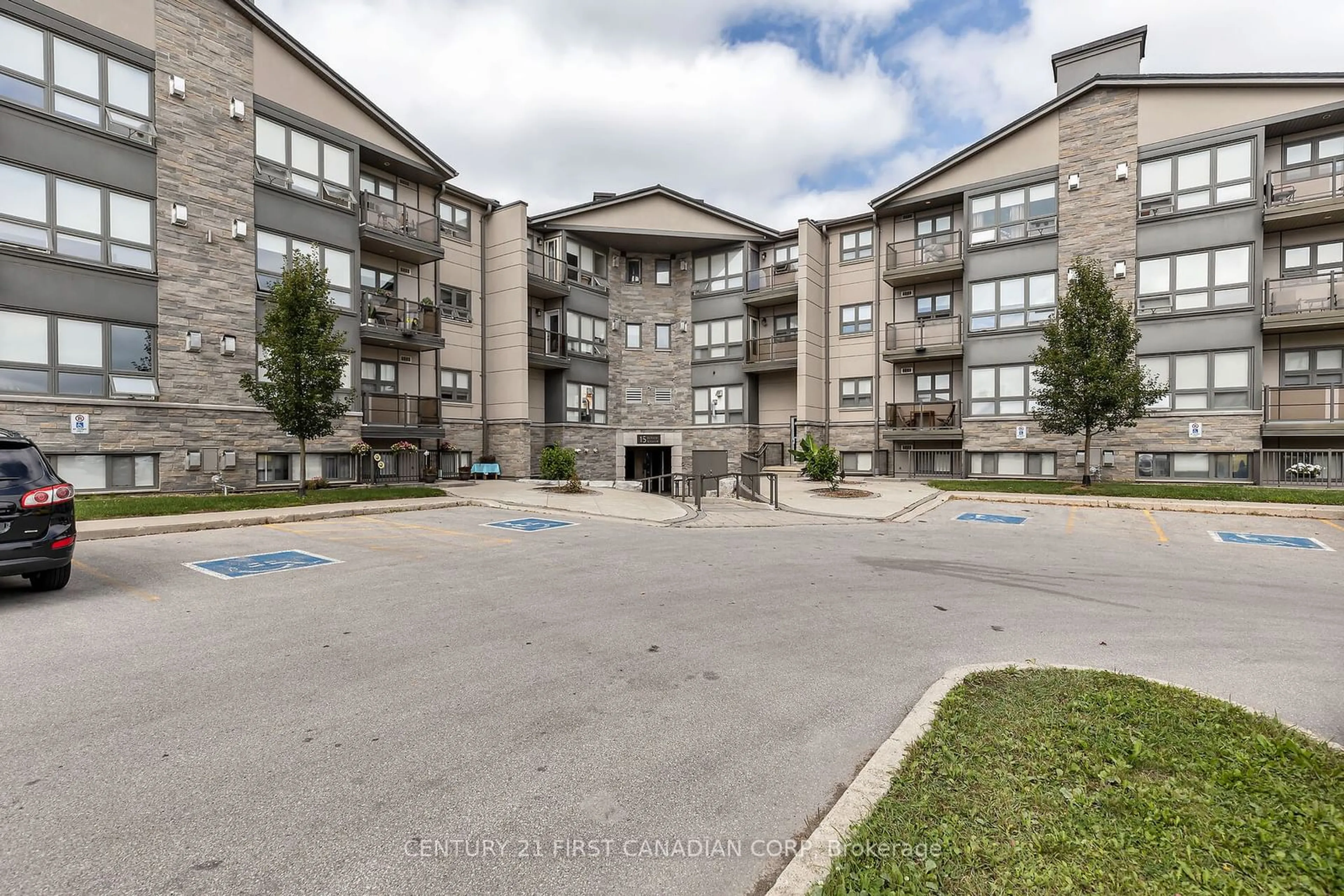 A pic from exterior of the house or condo for 15 JACKSWAY Cres #415, London Ontario N5X 3T8