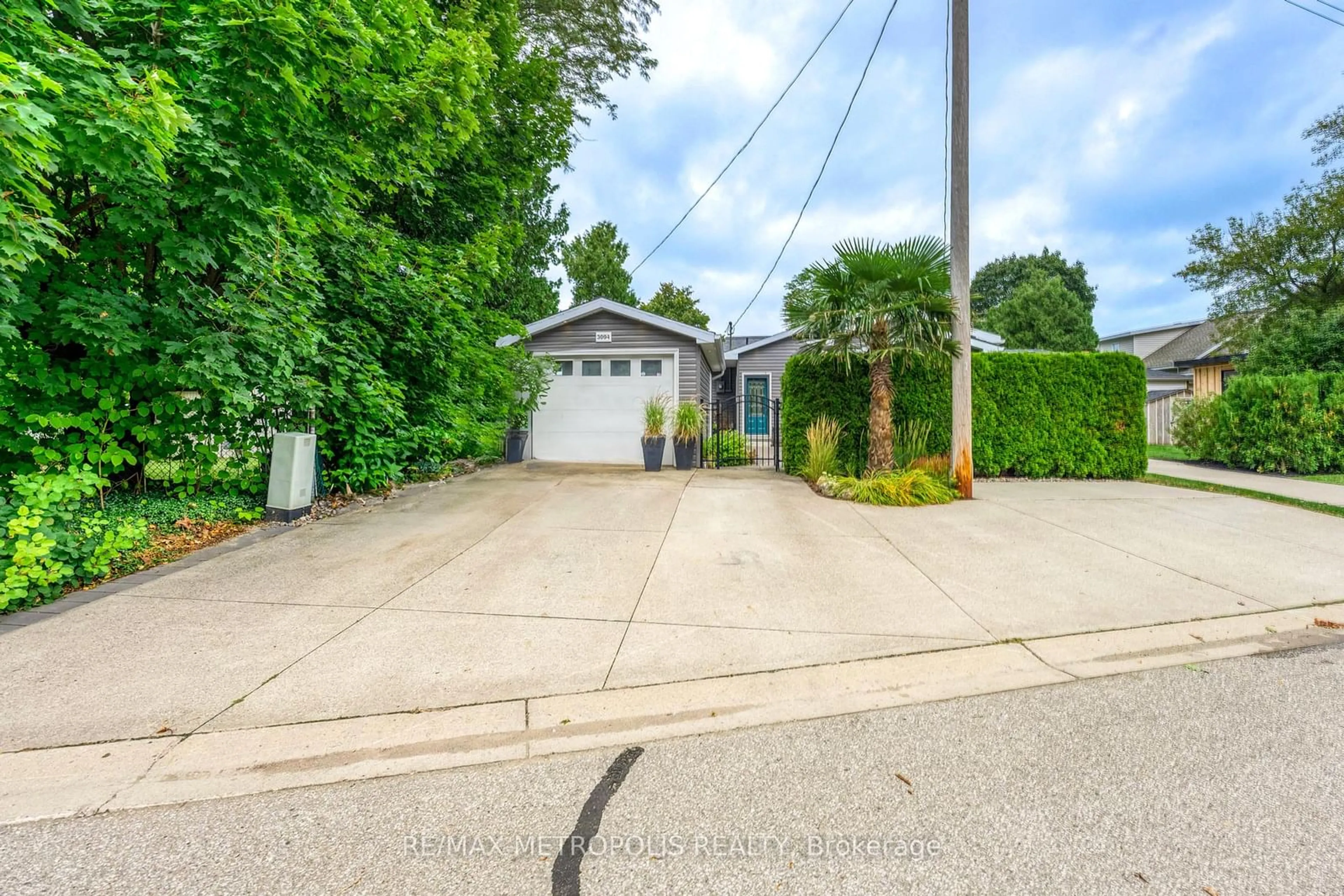 Frontside or backside of a home, the street view for 3094 Lakeview Ave, Plympton-Wyoming Ontario N0N 1E0