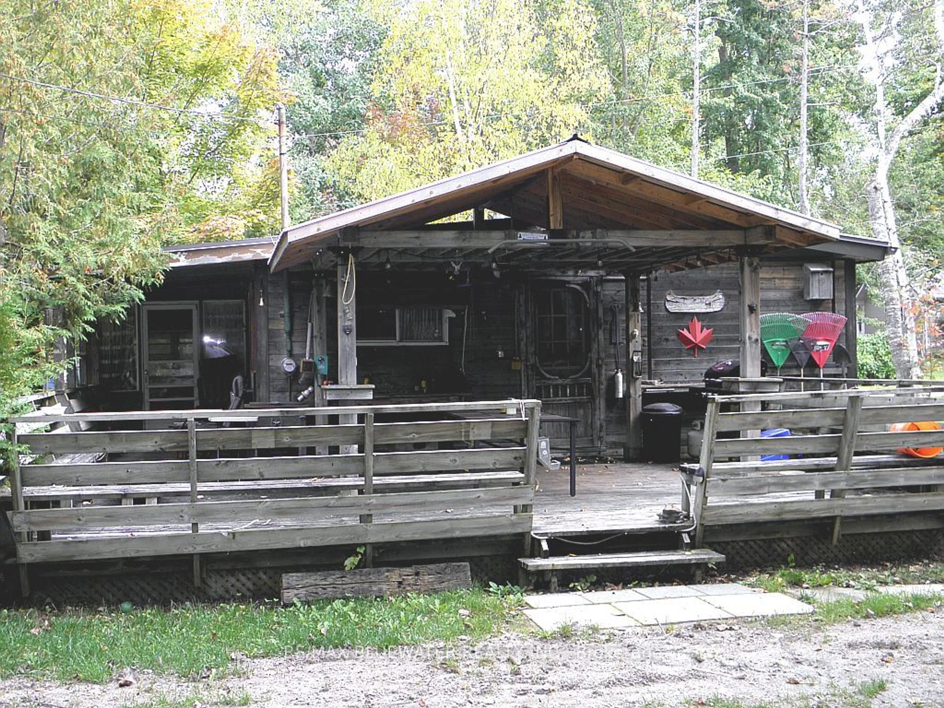 Shed for 6175 Hobbs Rd, Lambton Shores Ontario N0N 1J1