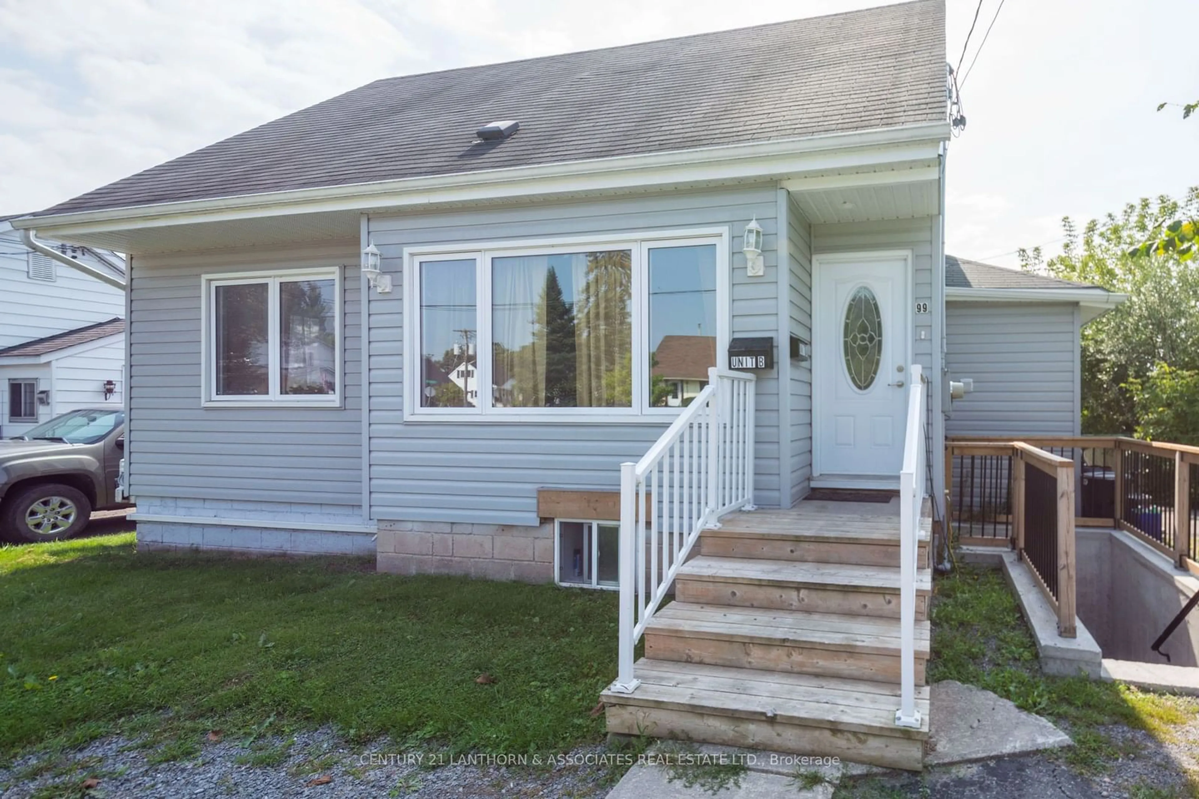 Frontside or backside of a home for 99 Bay Dr, Belleville Ontario K8N 1B4