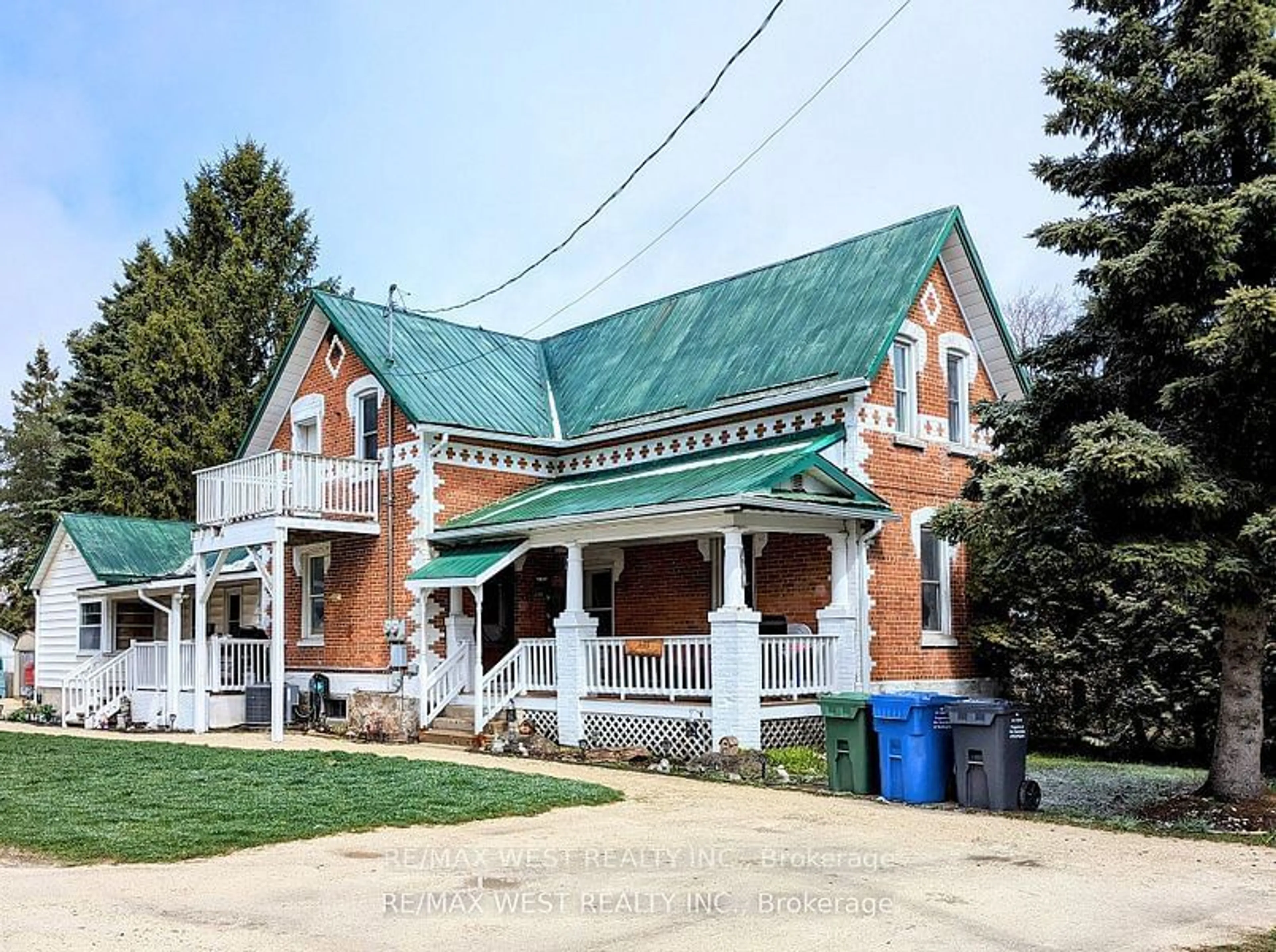 Frontside or backside of a home, cottage for 448 Main St, Southgate Ontario N0C 1B0