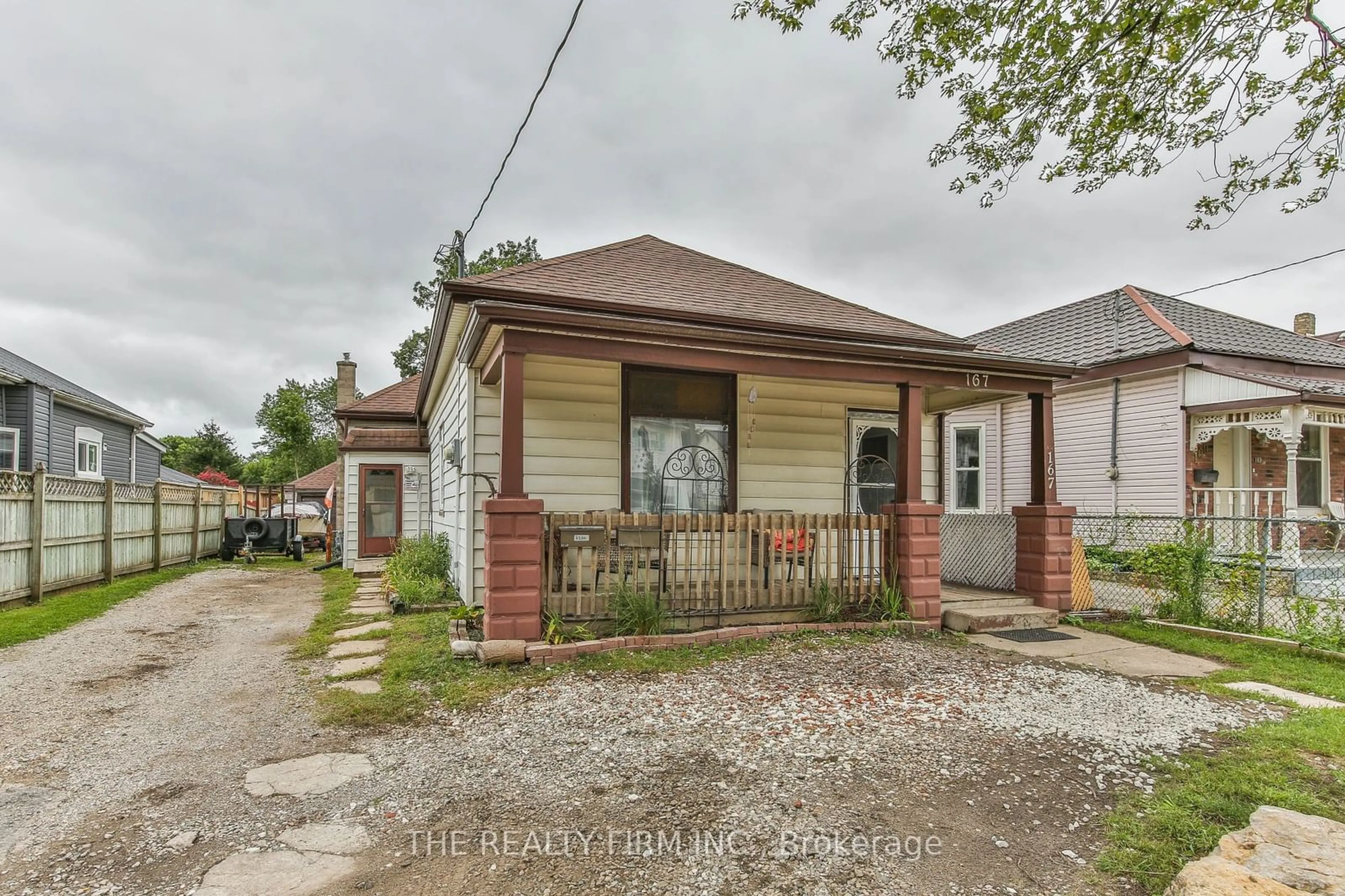 Frontside or backside of a home for 167 Rectory St, London Ontario N5Z 2A4