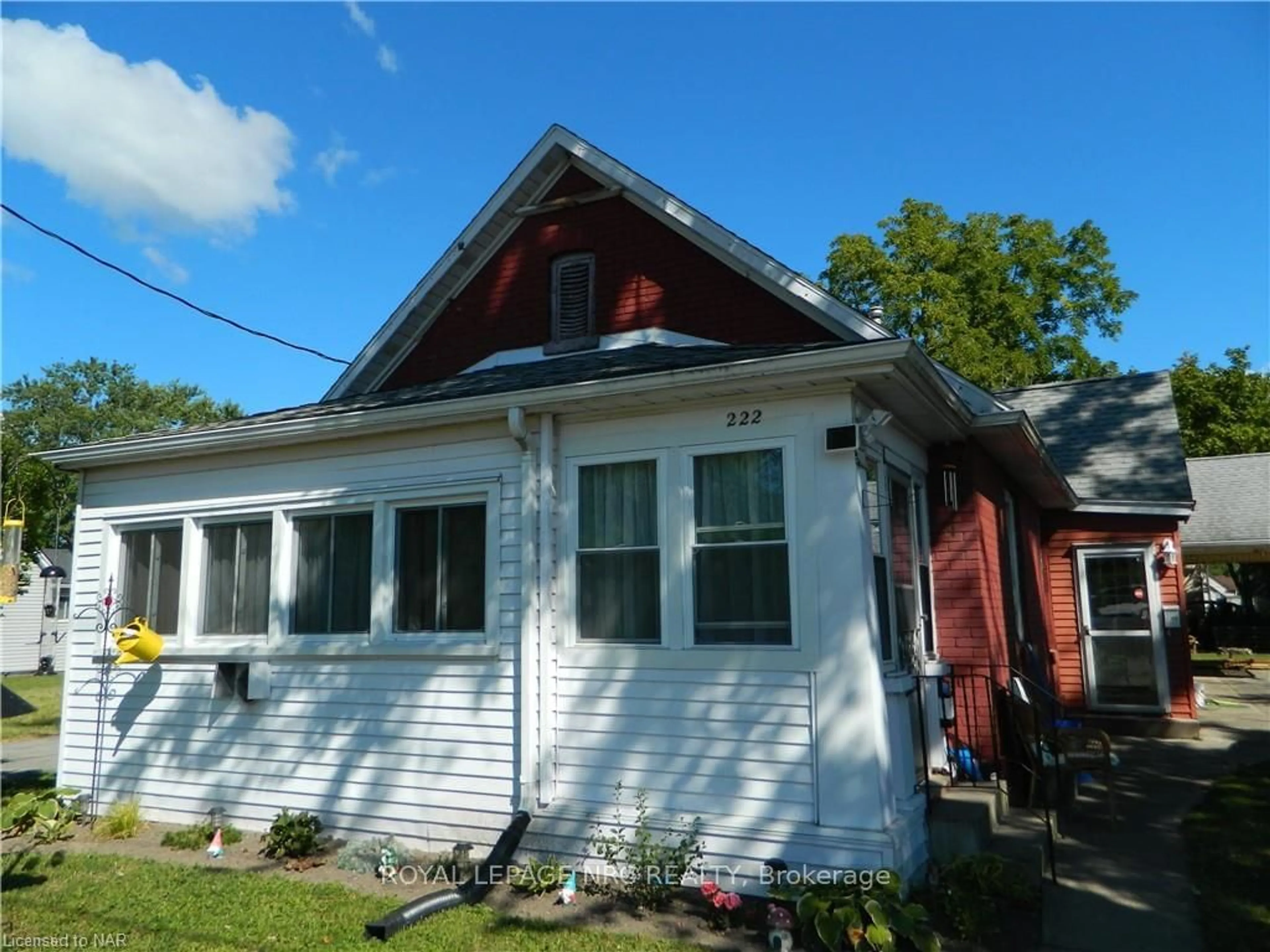 Frontside or backside of a home, cottage for 222 COURTWRIGHT St, Fort Erie Ontario L2A 2R8