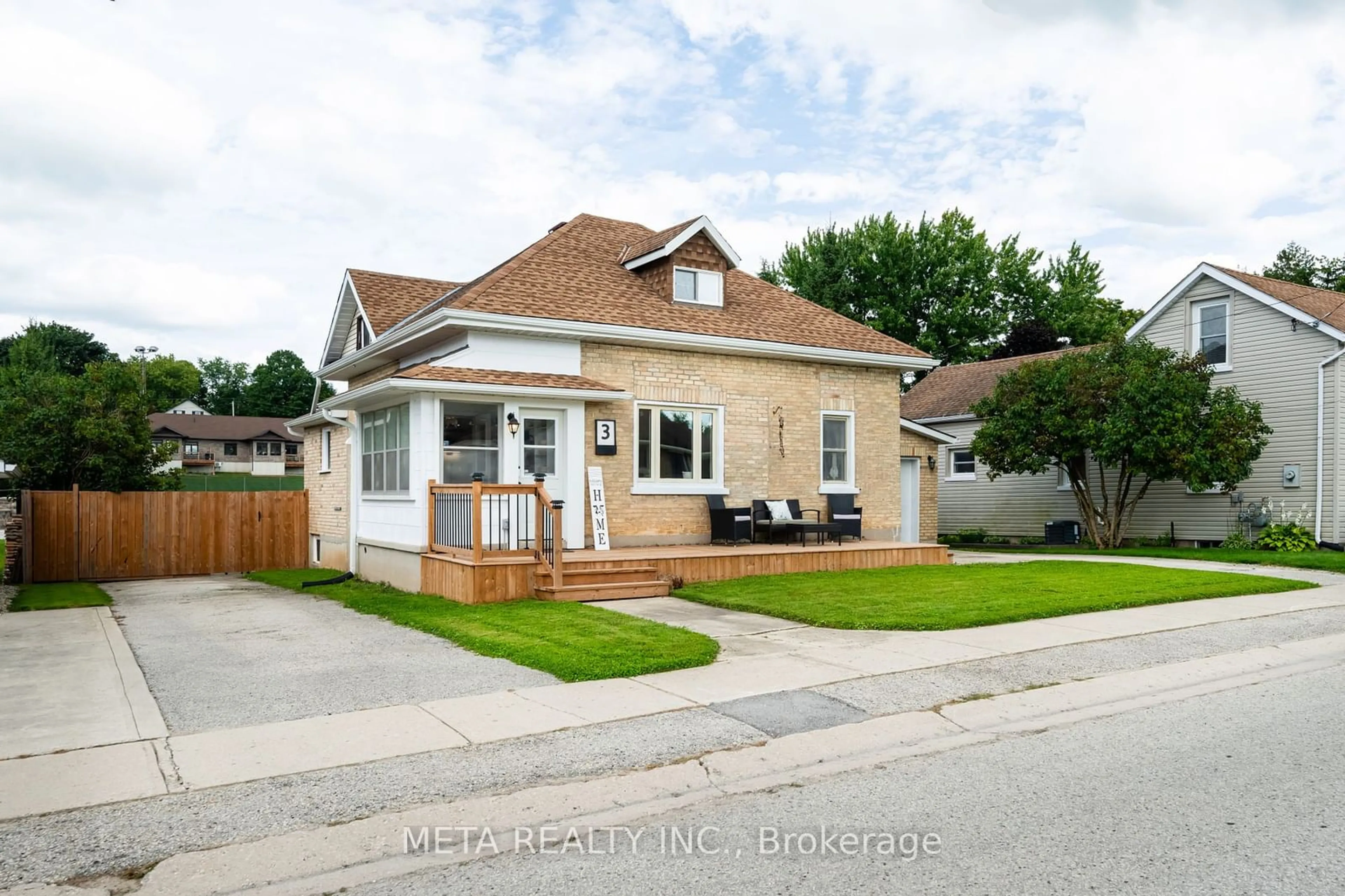 Frontside or backside of a home, cottage for 3 Simpson St, South Bruce Ontario N0G 2J0