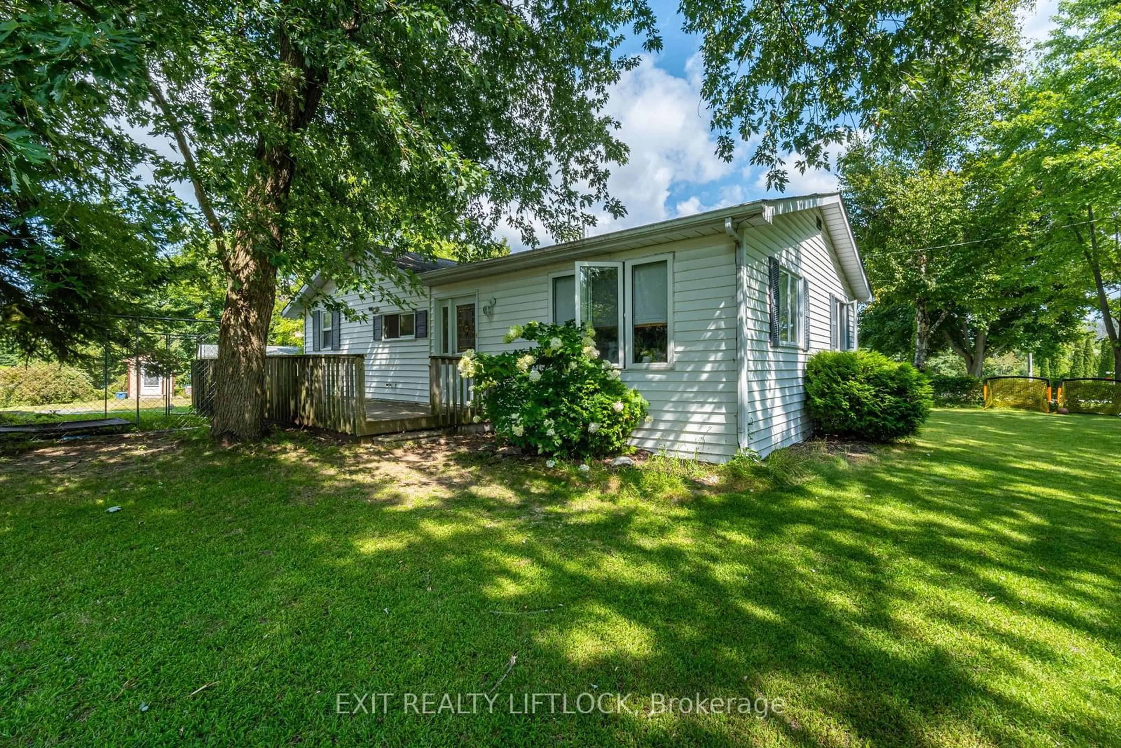 Frontside or backside of a home, cottage for 6 Woods Ave, Kawartha Lakes Ontario K0L 2W0